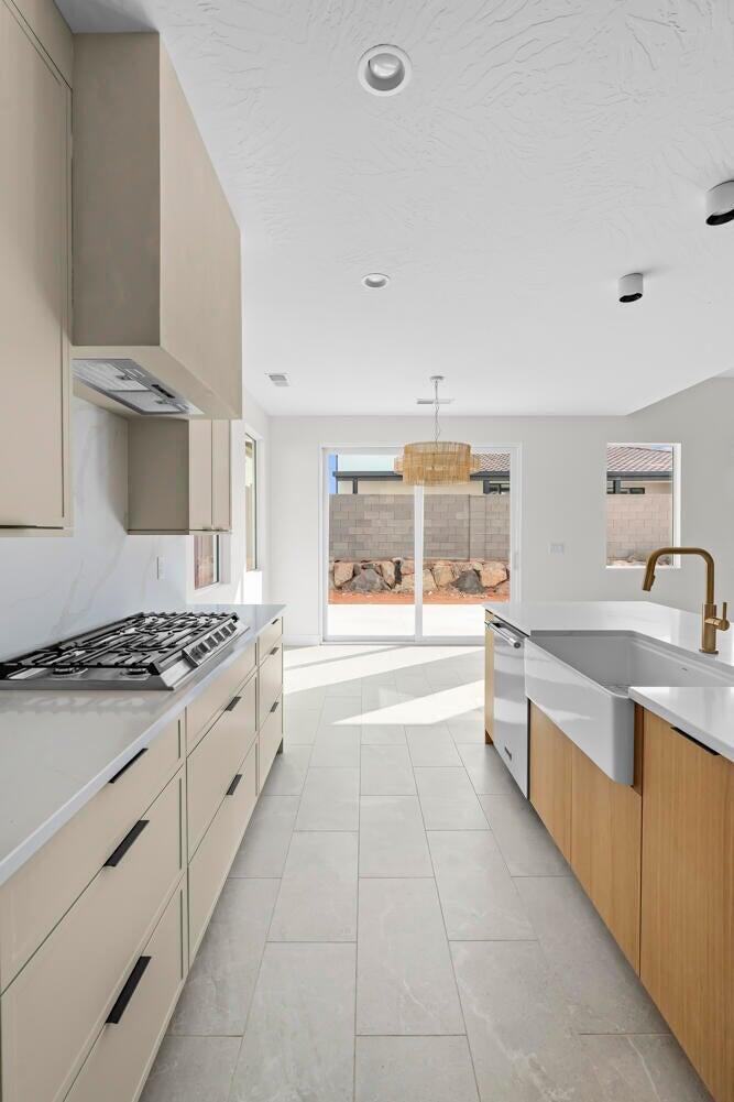 SAND HOLLOW VILLAGE - Residential