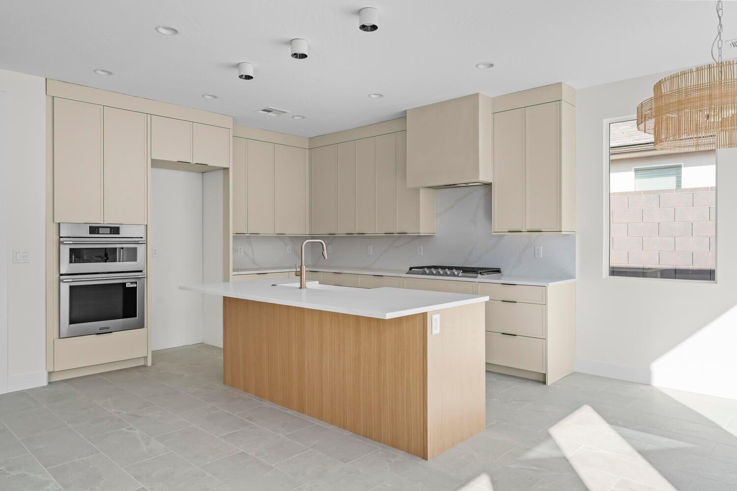 SAND HOLLOW VILLAGE - Residential