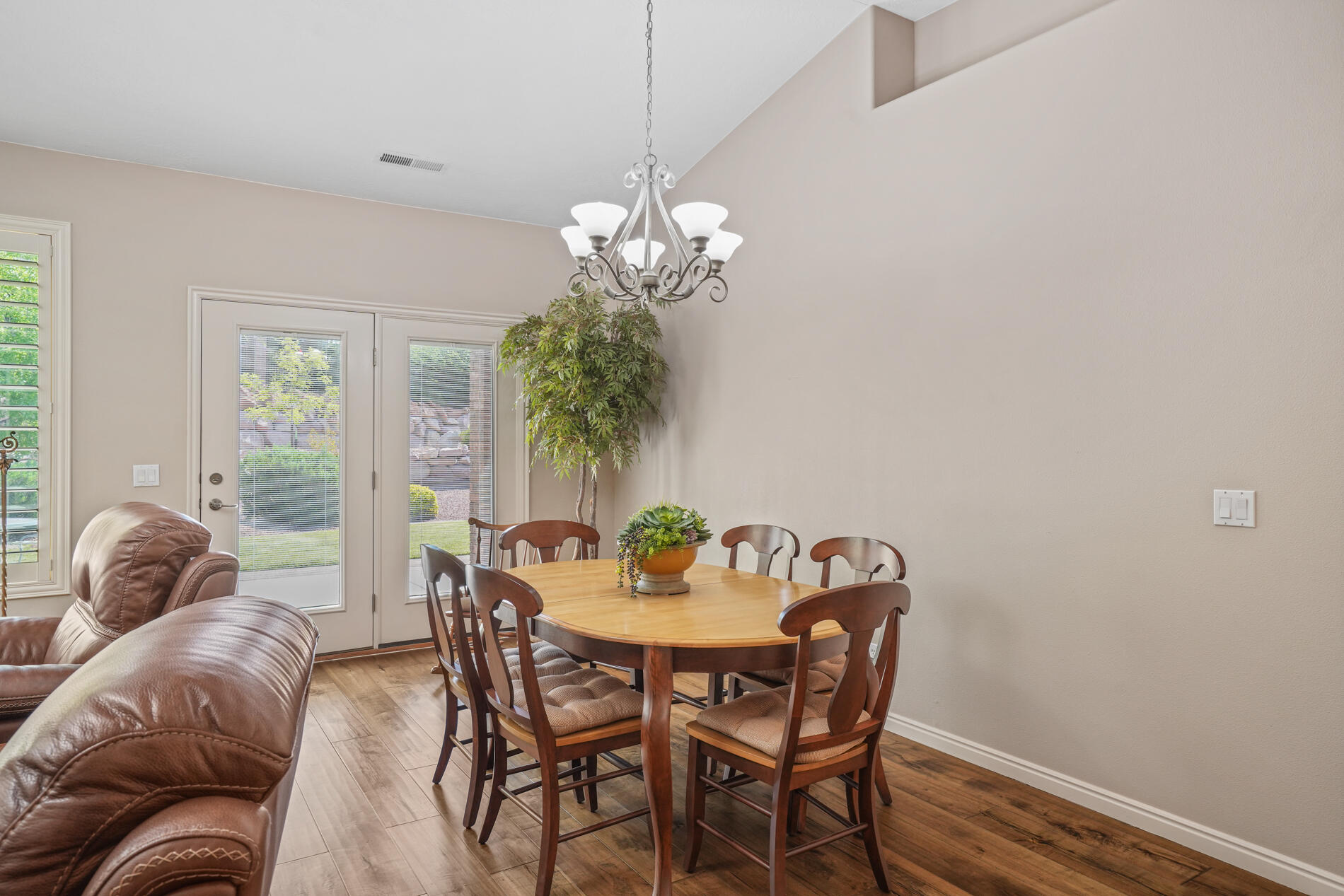 COVENTRY LANE TOWNHOMES - Residential