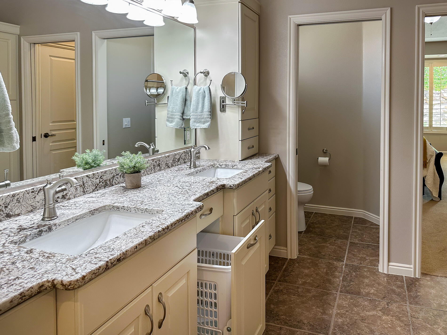 COVENTRY LANE TOWNHOMES - Residential