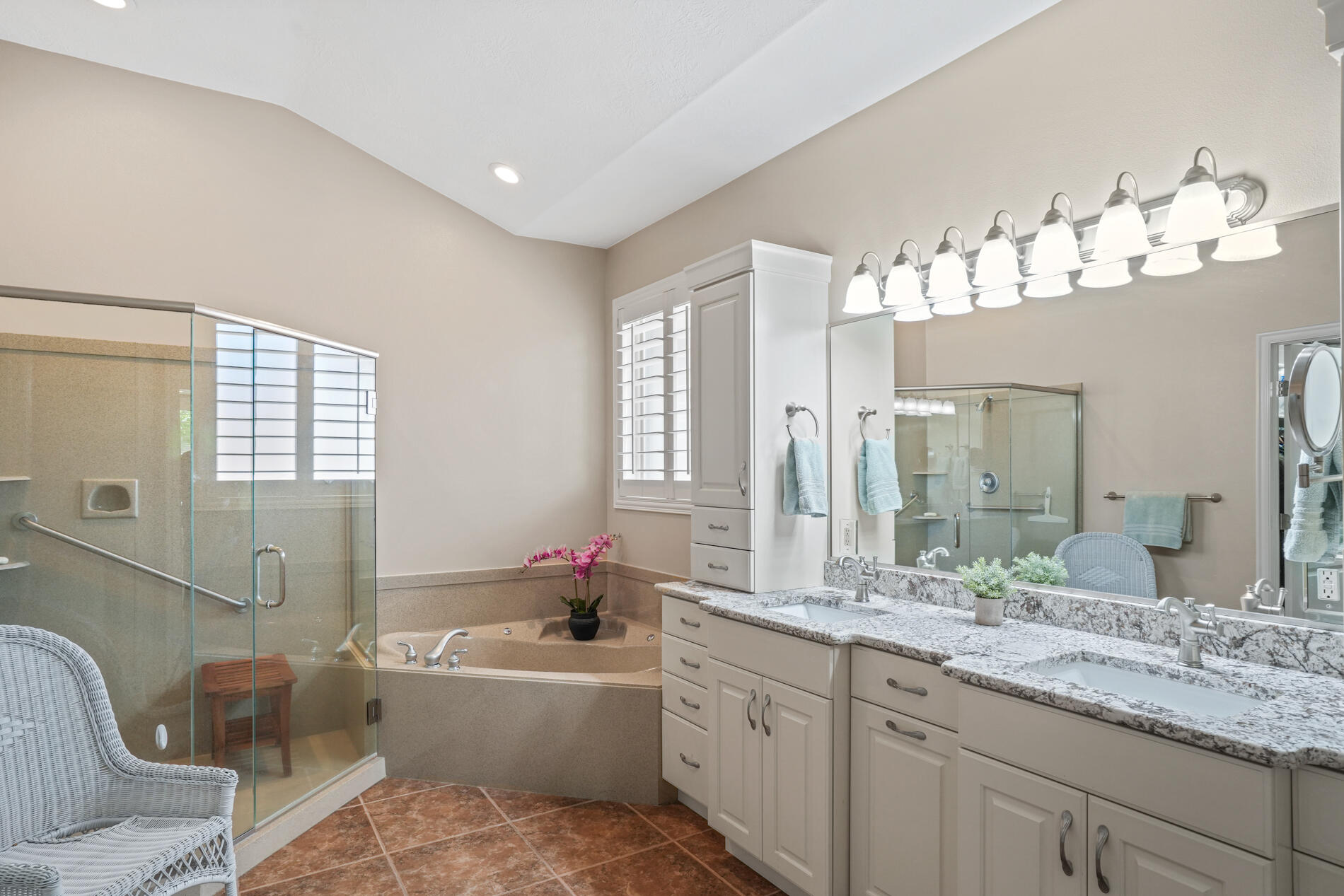 COVENTRY LANE TOWNHOMES - Residential