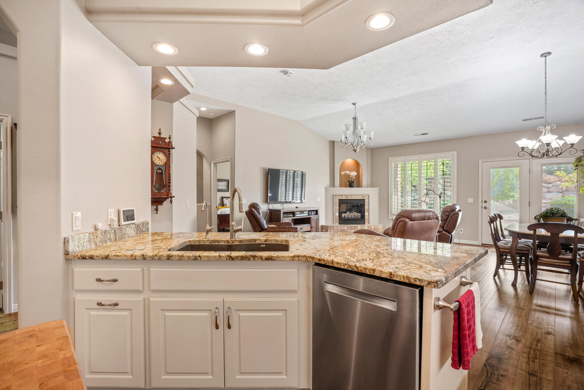 COVENTRY LANE TOWNHOMES - Residential