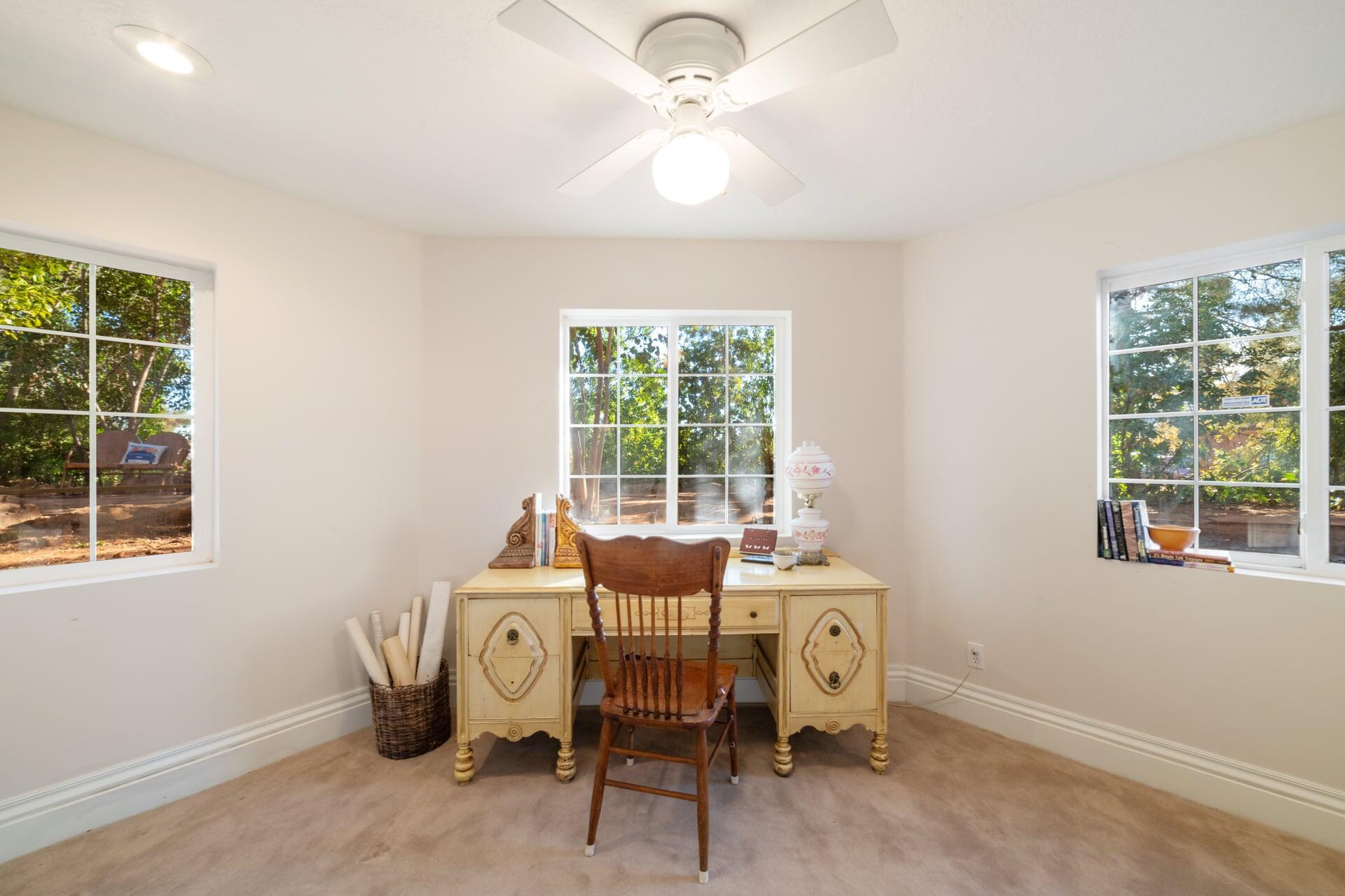 ST GEORGE TOWNSITE - Residential