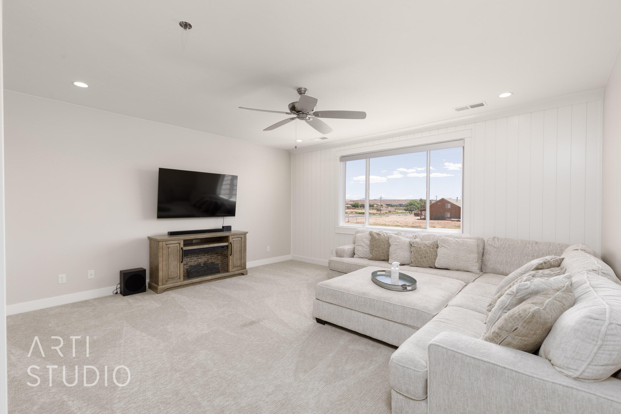 COBBLESTONE FIELDS (W) - Residential