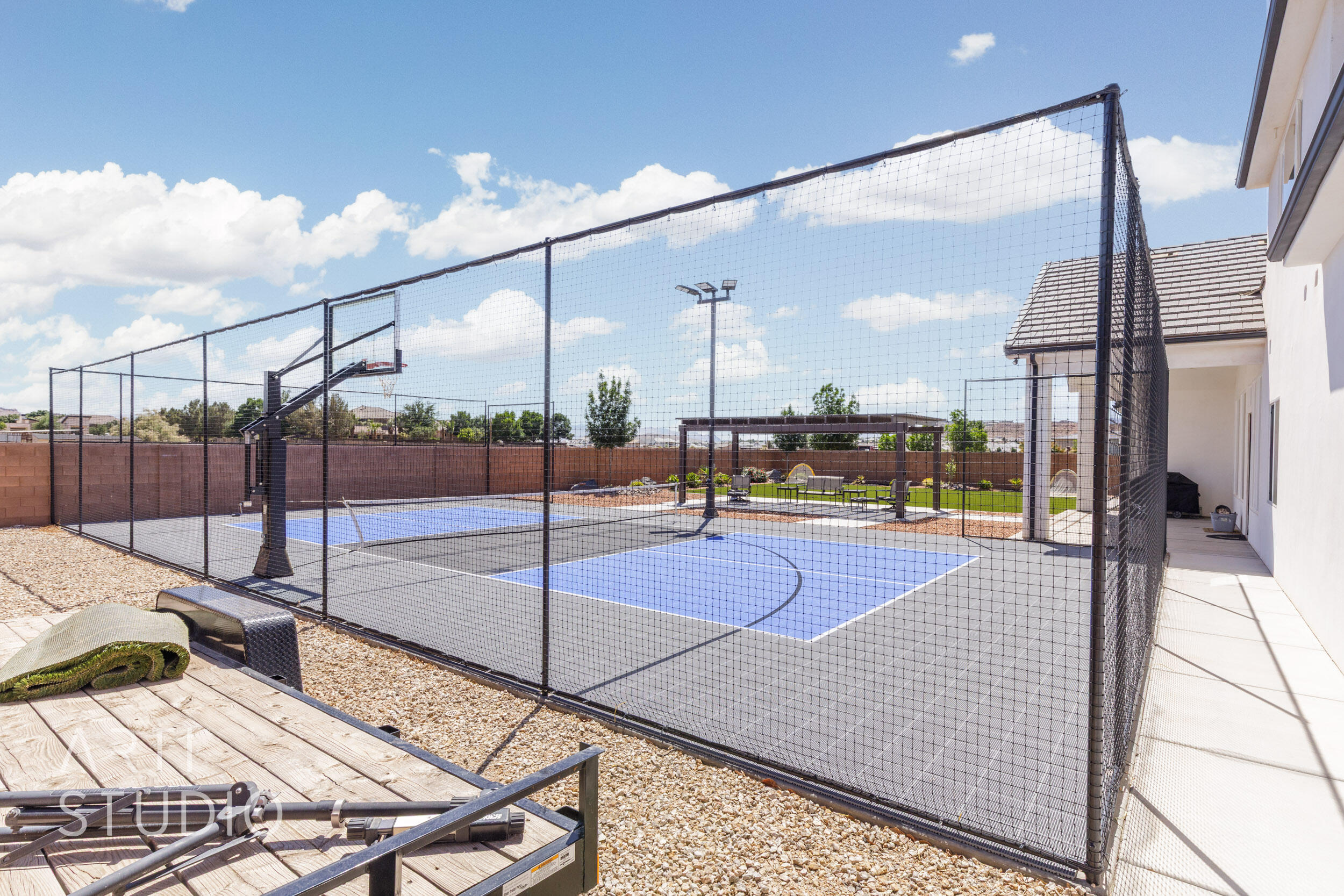 COBBLESTONE FIELDS (W) - Residential