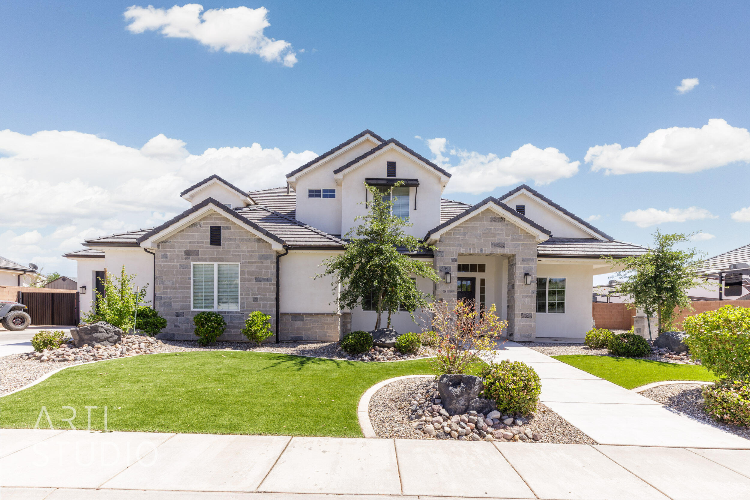 COBBLESTONE FIELDS (W) - Residential