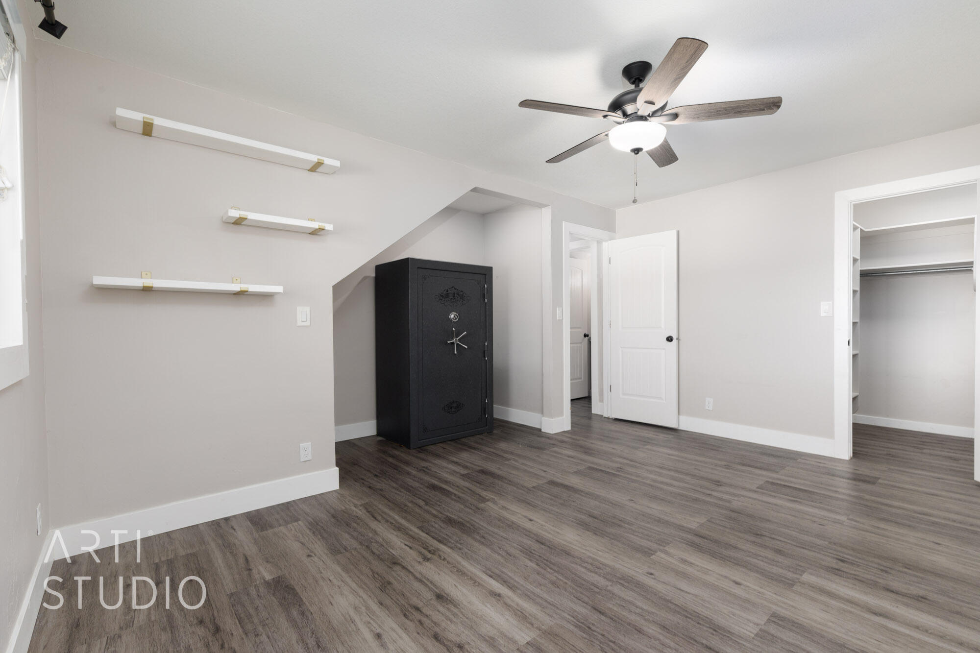 RIMSTONE VILLAGE - Residential