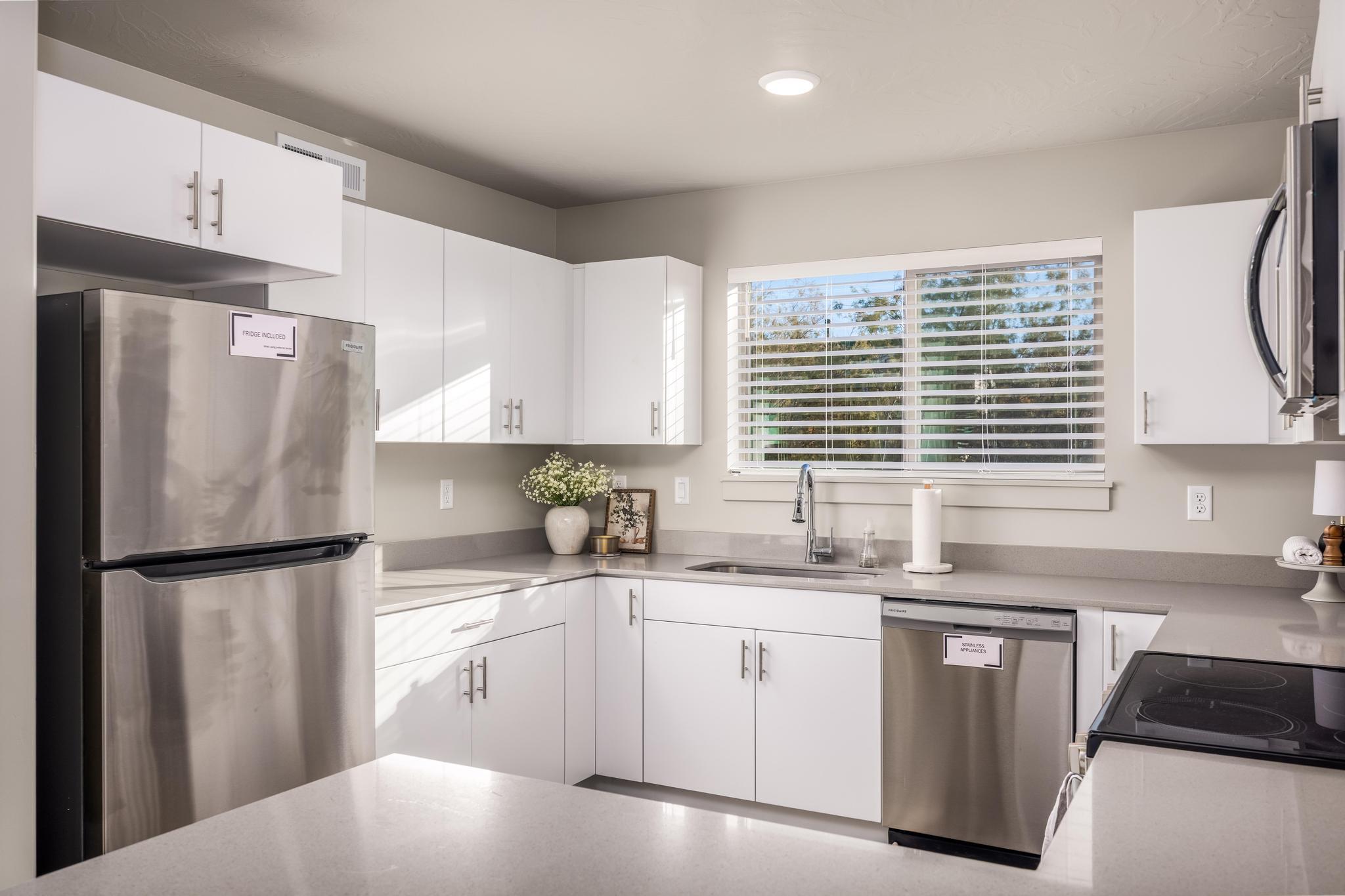 LONE ROCK CONDOS - Residential