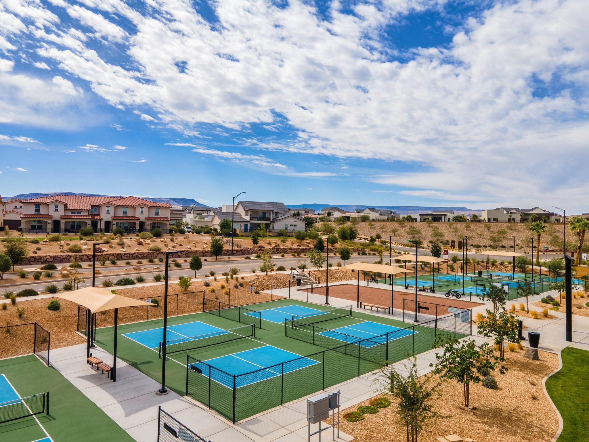 AUBURN HILLS - Residential