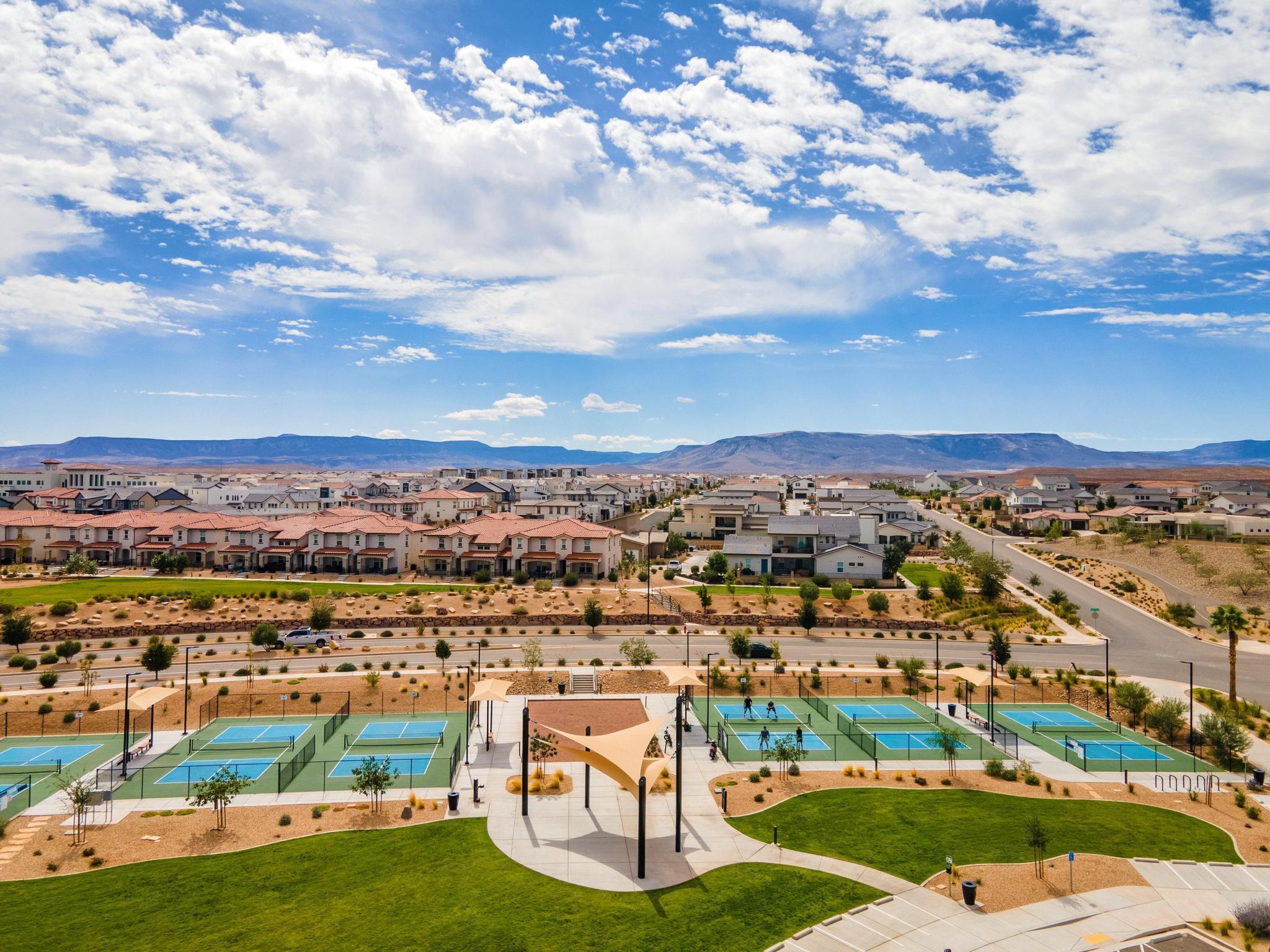 AUBURN HILLS - Residential