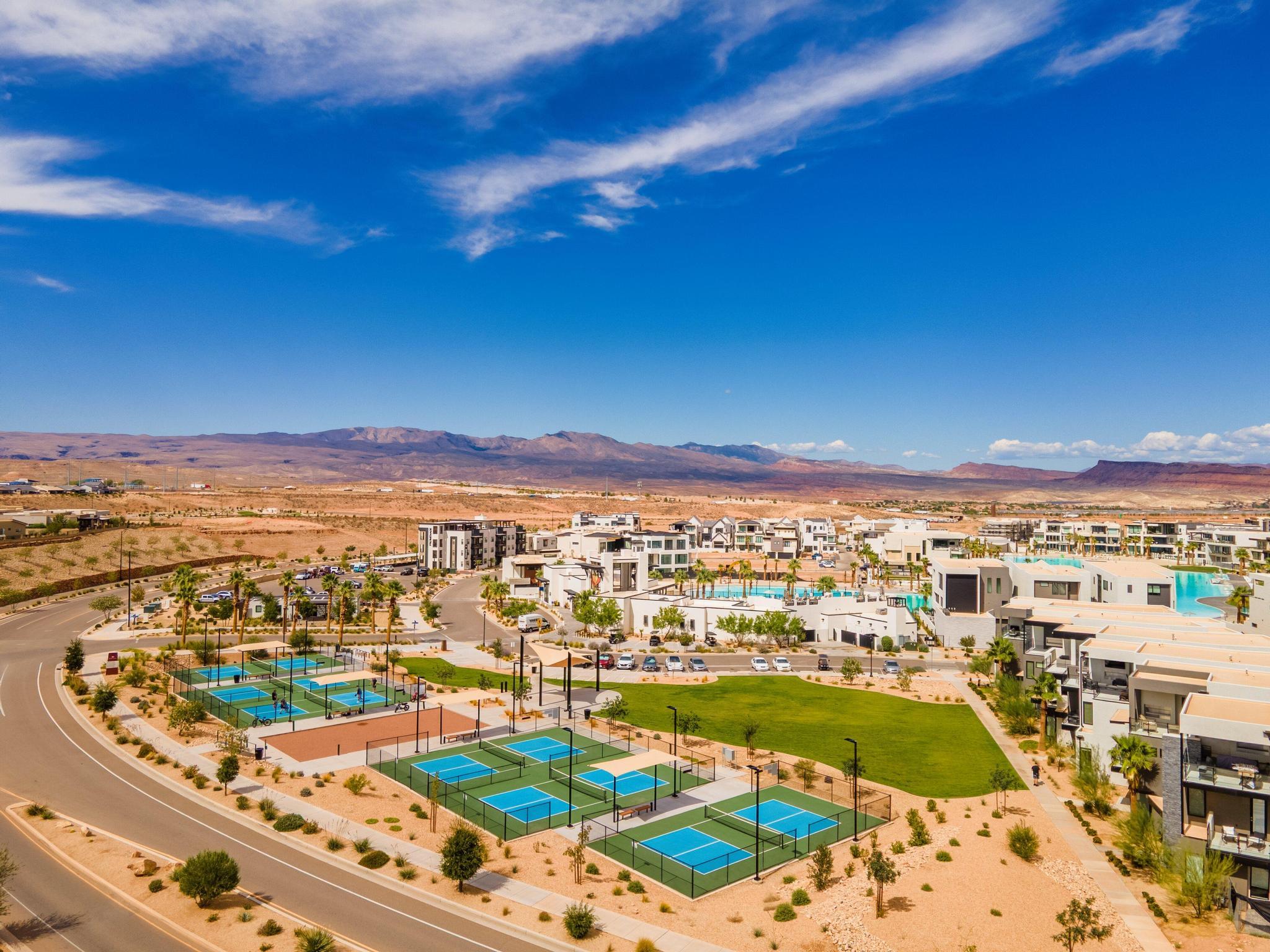 AUBURN HILLS - Residential