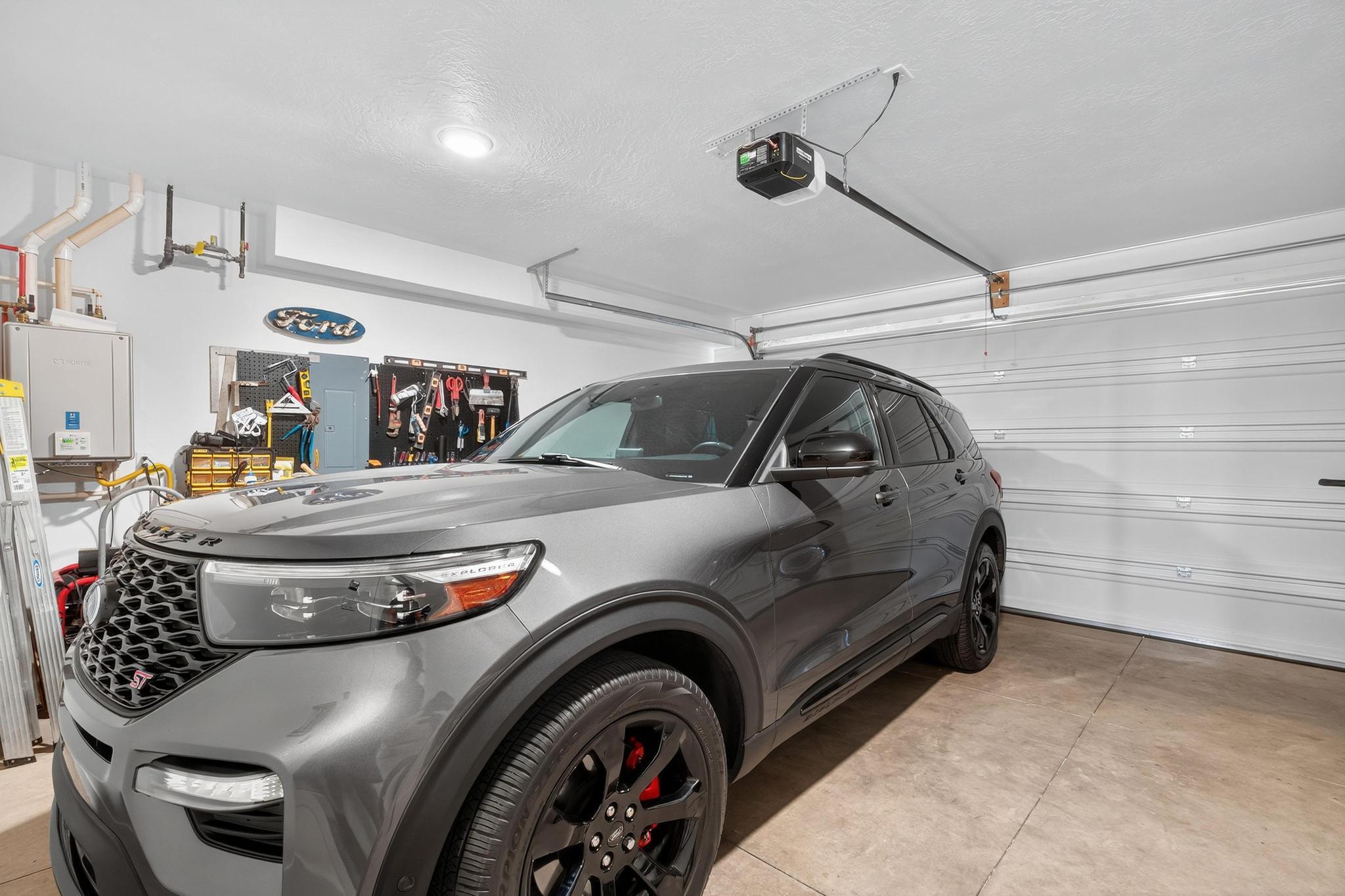 AUBURN HILLS - Residential