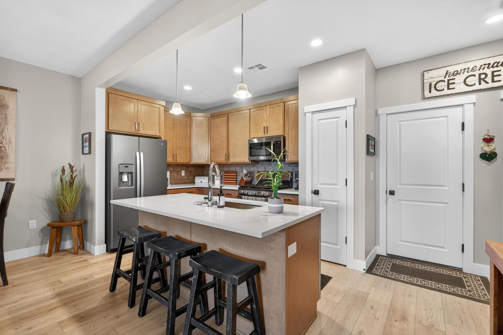 AUBURN HILLS - Residential