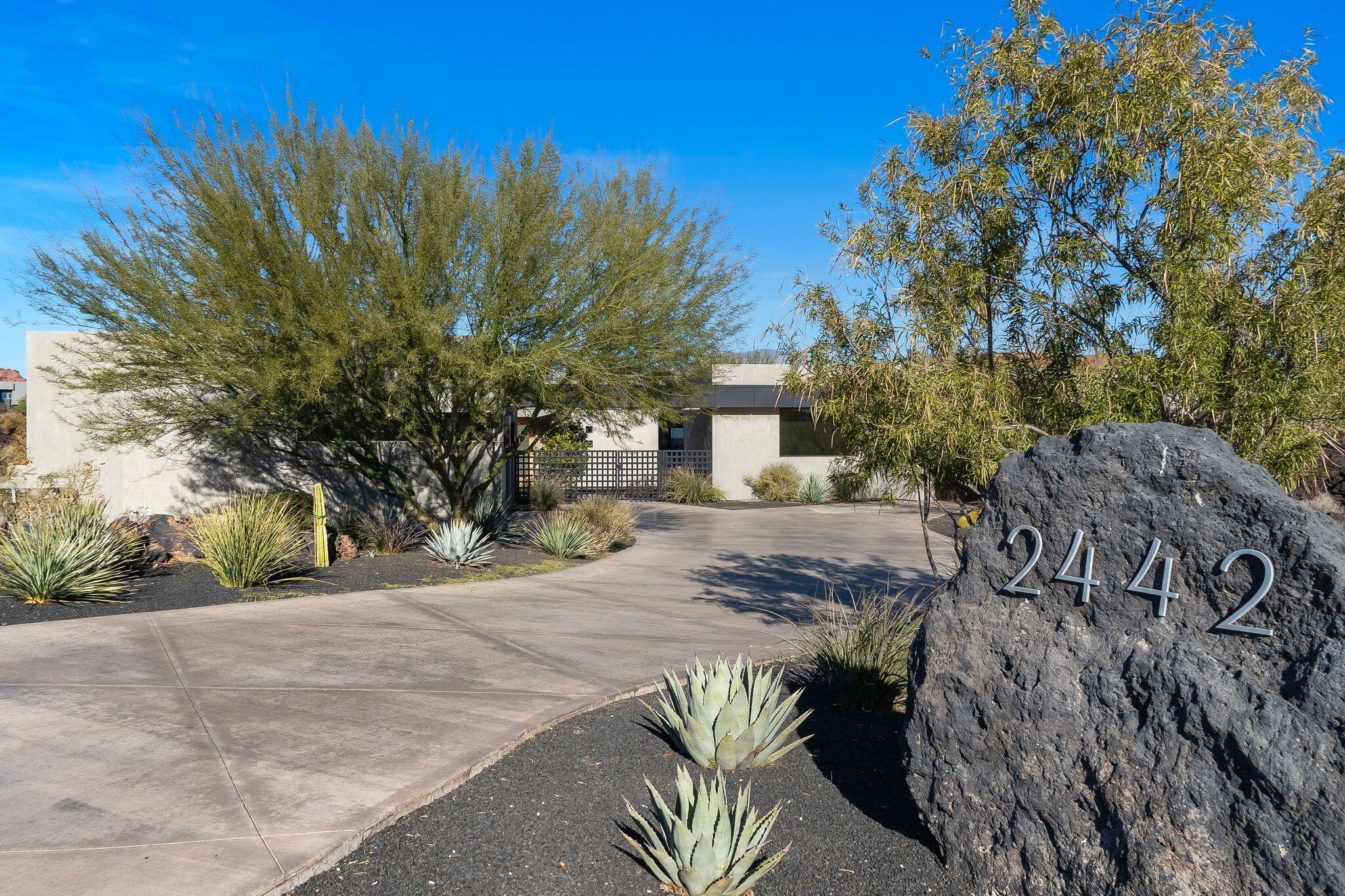 ENTRADA AT SNOW CANYON CHACO WEST - Residential