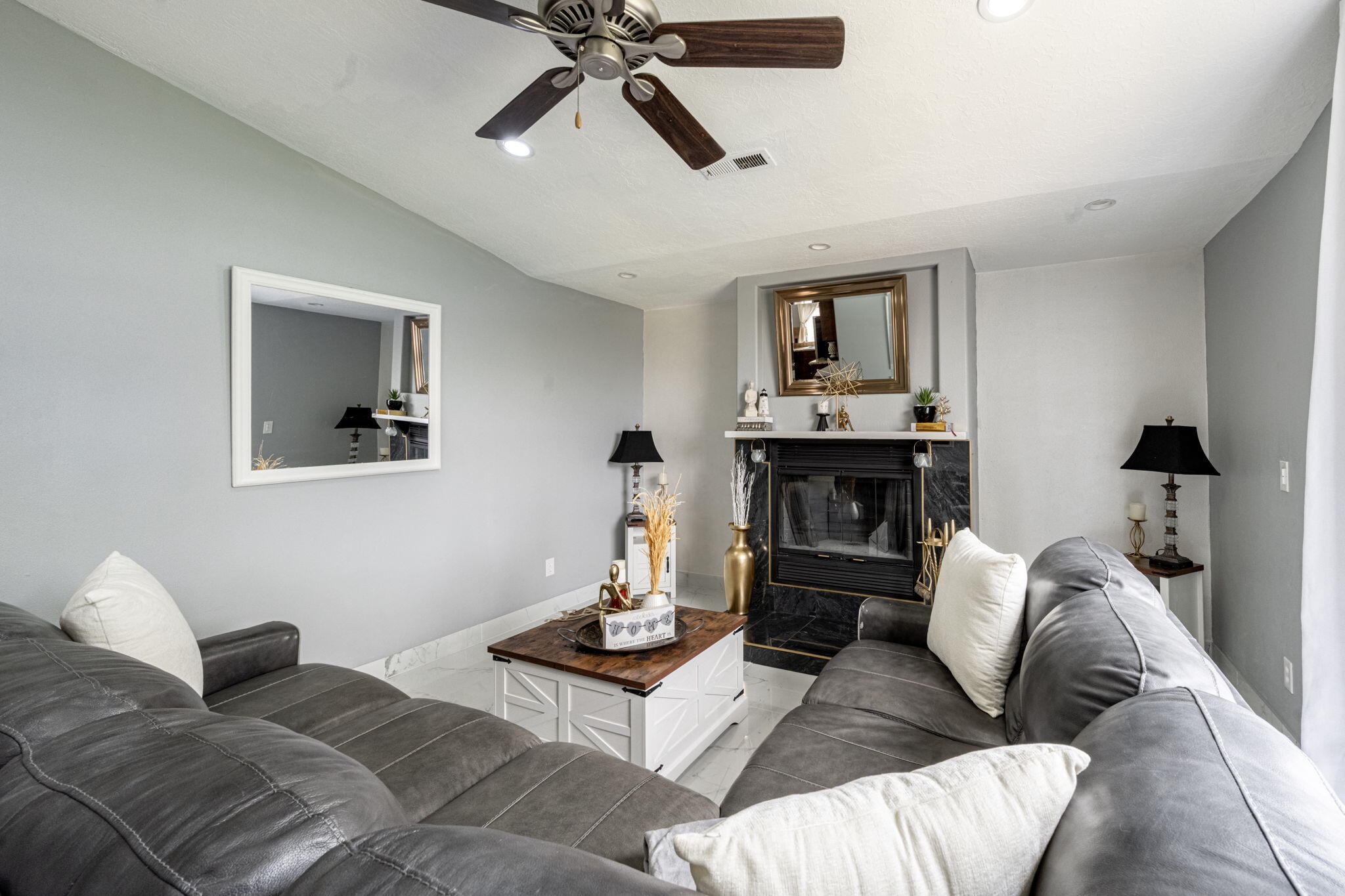 SUNRISE ESTATES - Residential