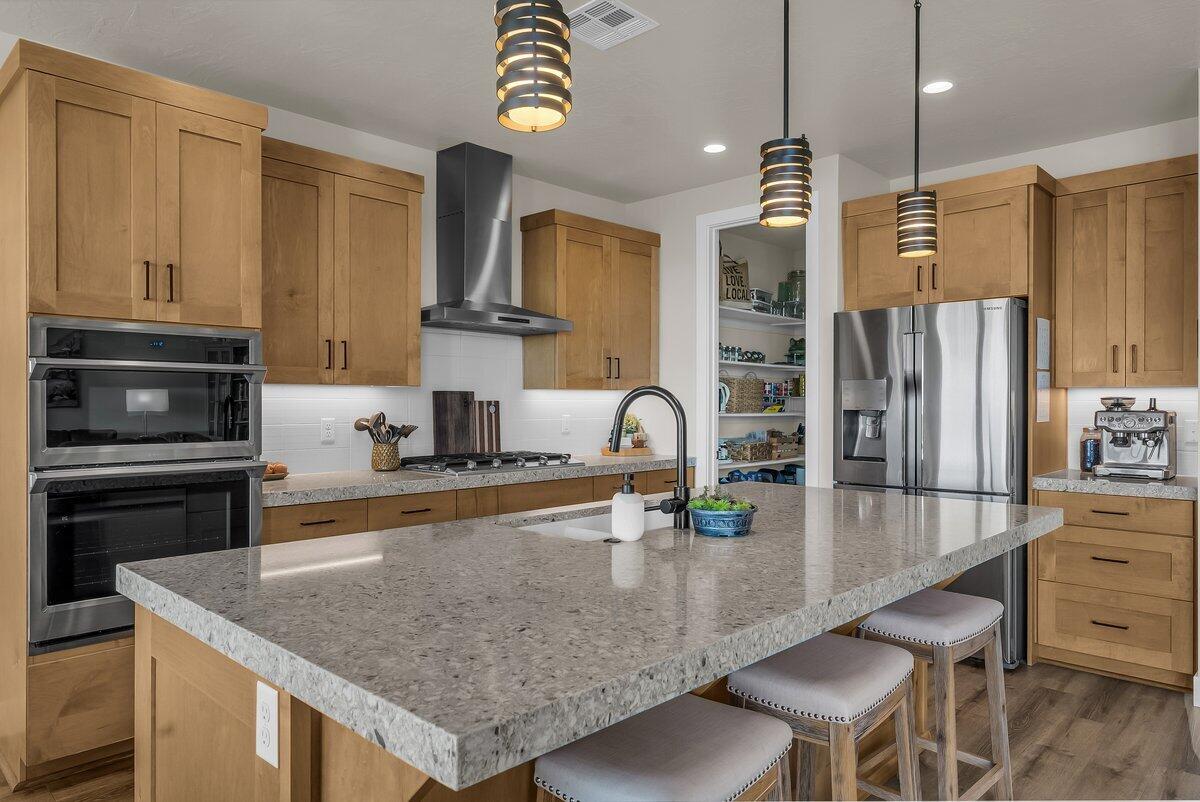 LEDGES OF SG POCKET MESA - Residential