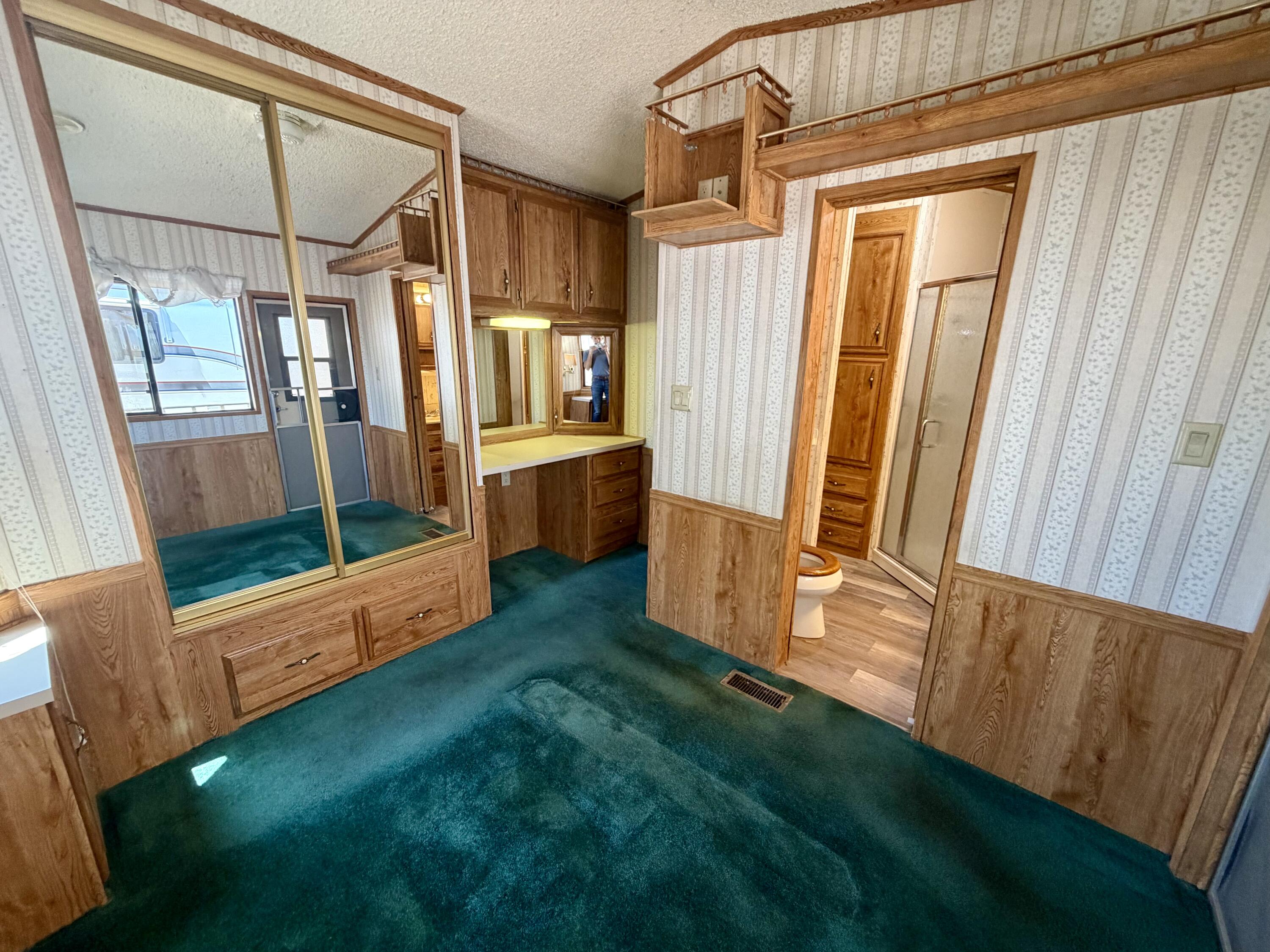 DIXIE DOWNS RV RESORT - Residential
