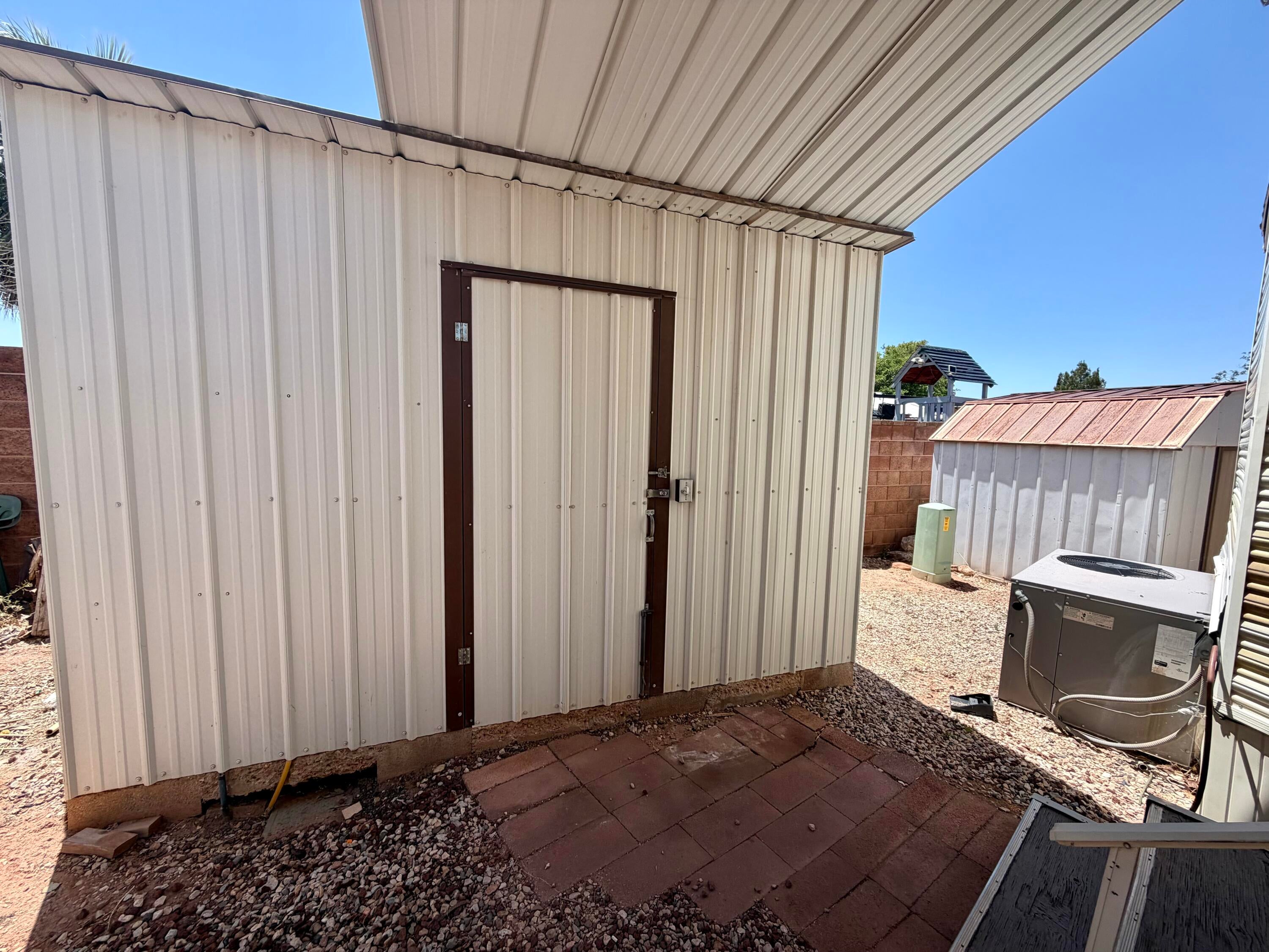 DIXIE DOWNS RV RESORT - Residential