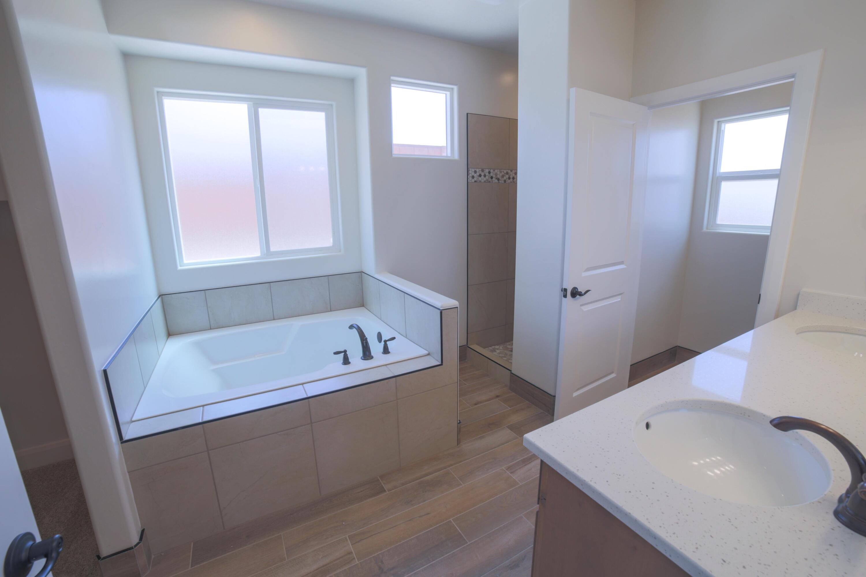 SKY VALLEY - Residential