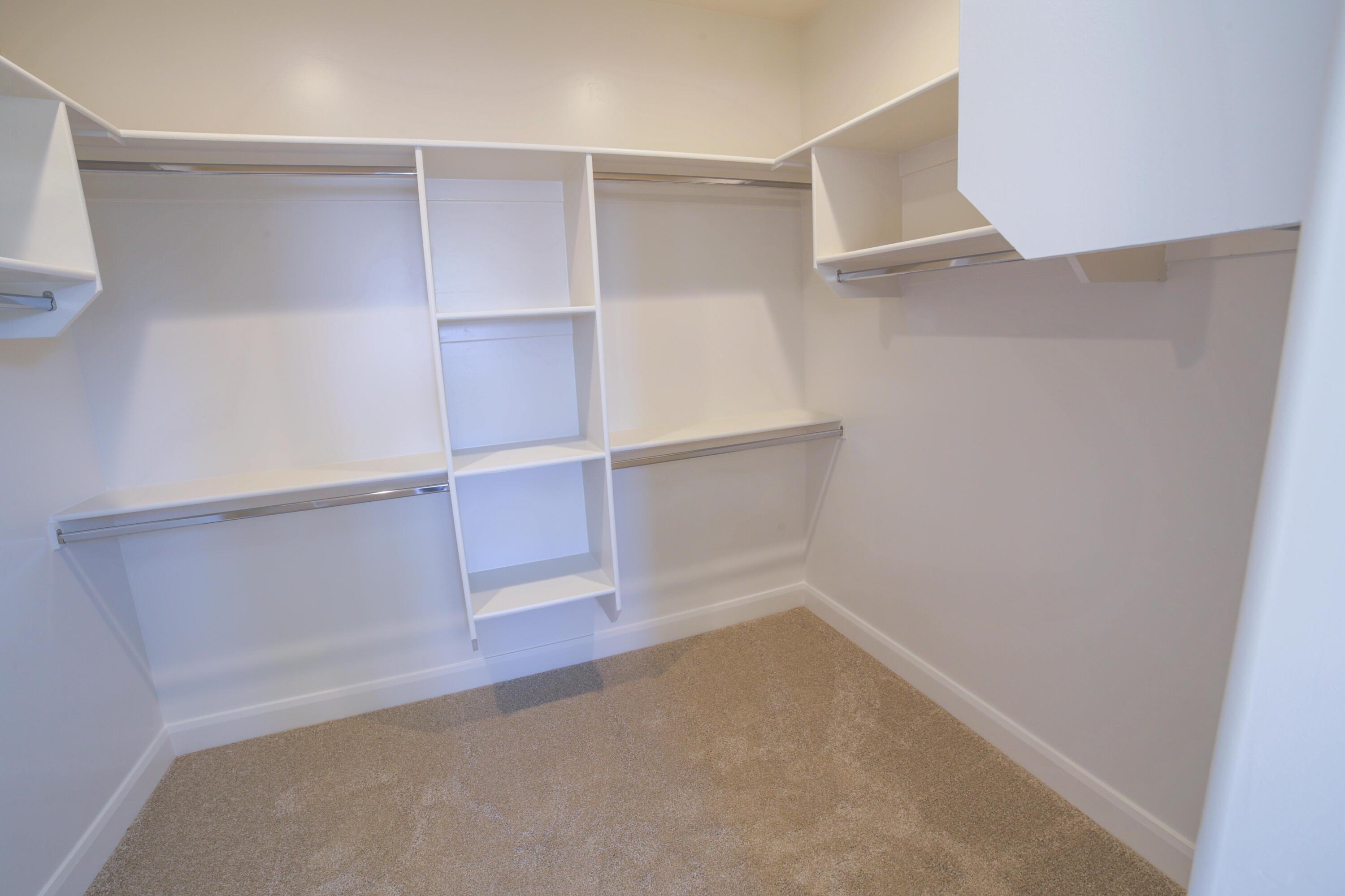 SKY VALLEY - Residential