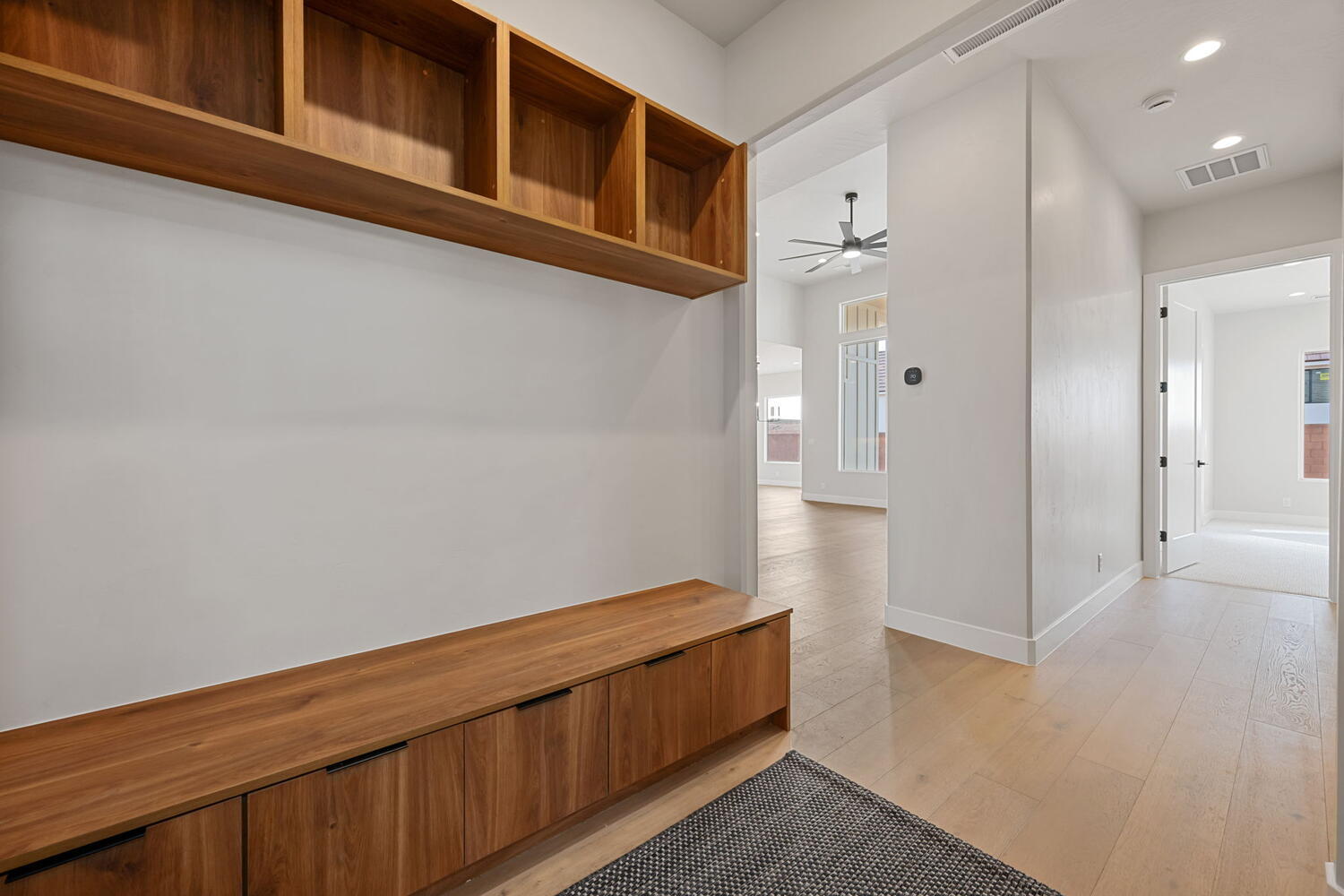 LAKESIDE STUCKI FARMS - Residential