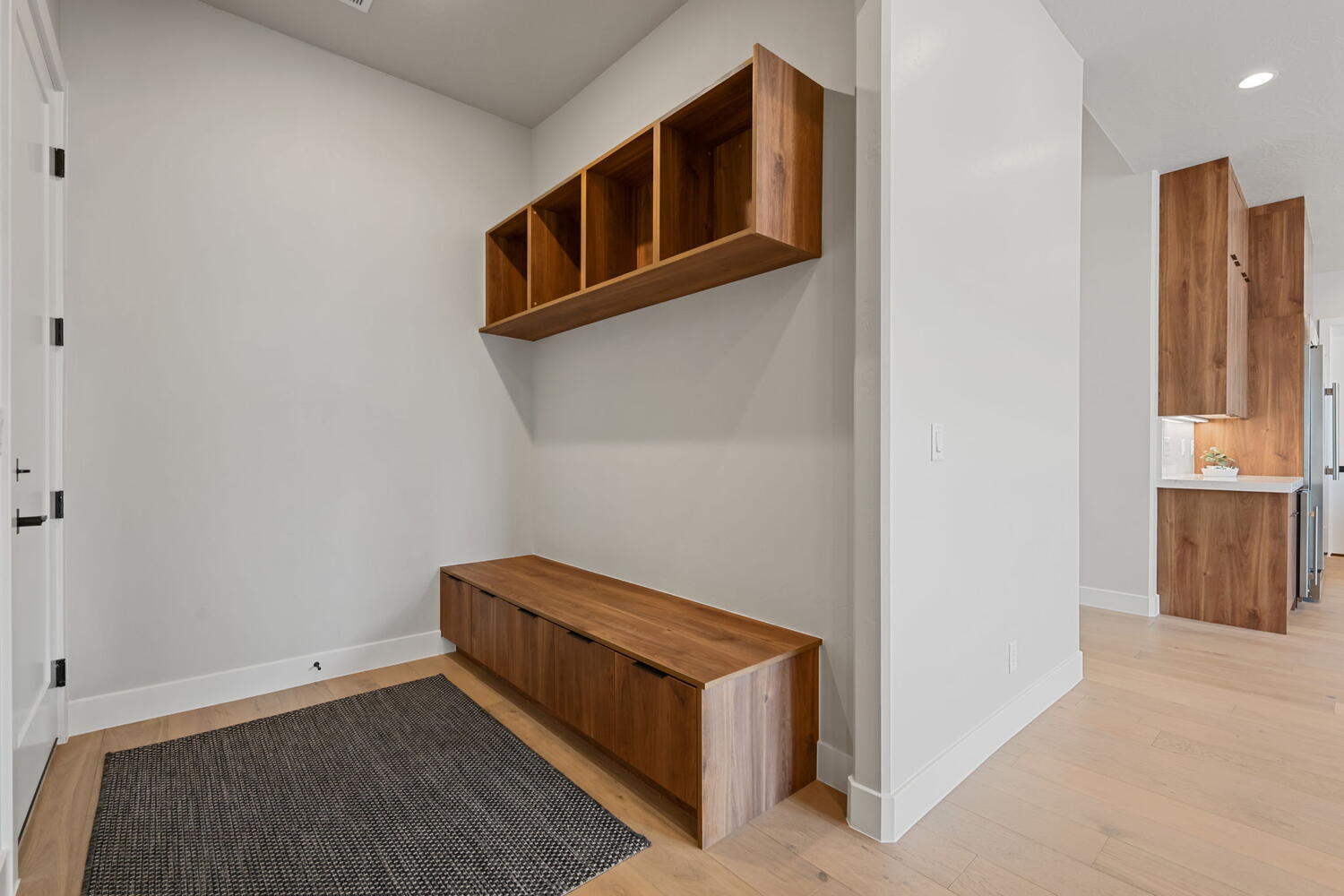 LAKESIDE STUCKI FARMS - Residential