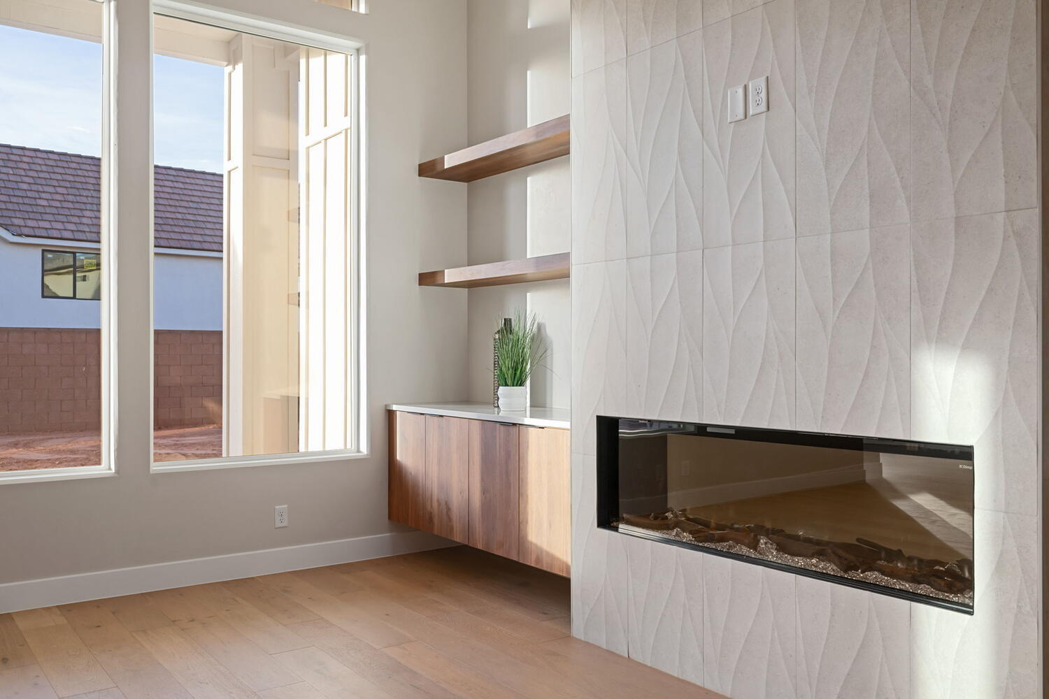 LAKESIDE STUCKI FARMS - Residential