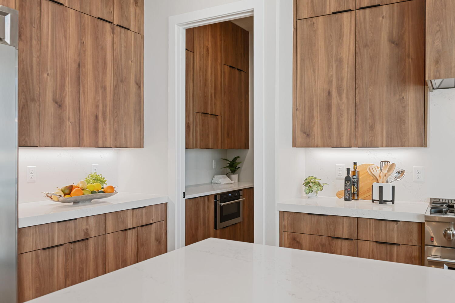 LAKESIDE STUCKI FARMS - Residential