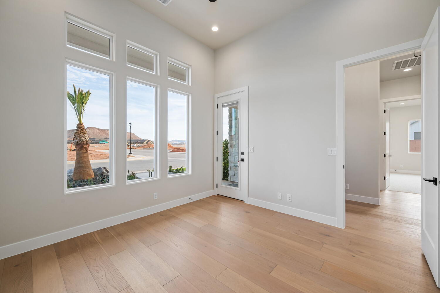 LAKESIDE STUCKI FARMS - Residential