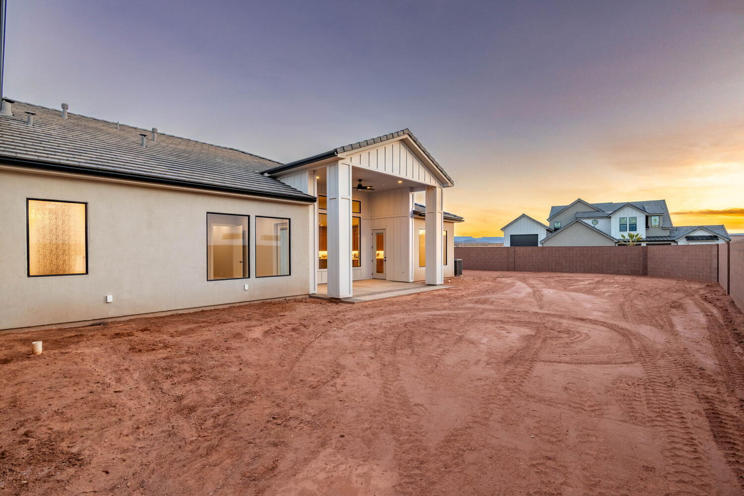 LAKESIDE STUCKI FARMS - Residential