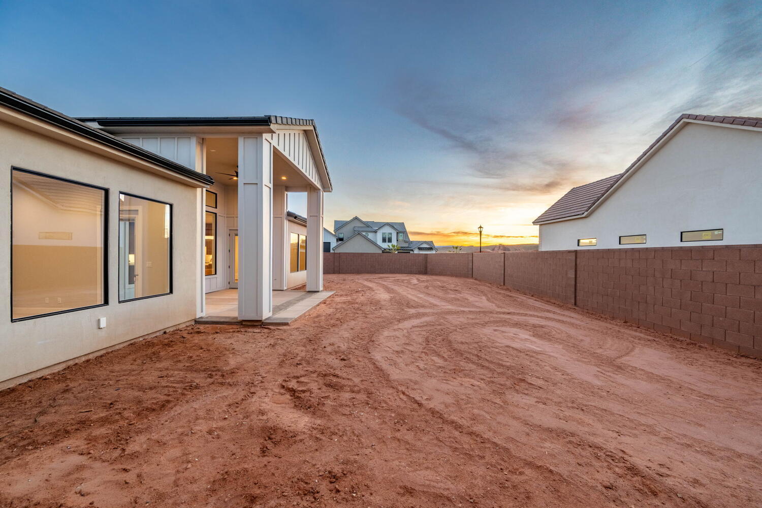 LAKESIDE STUCKI FARMS - Residential