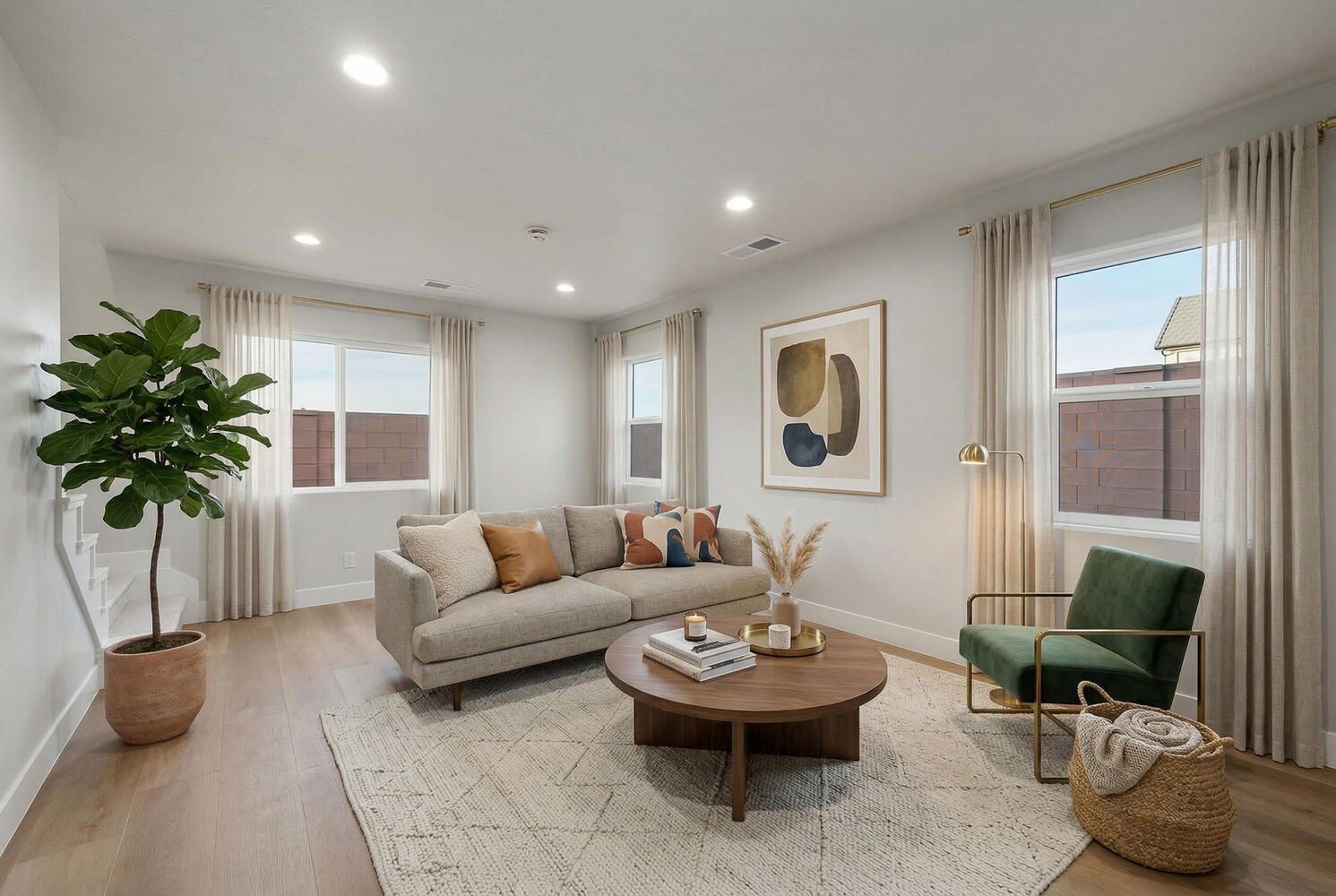 LAKESIDE STUCKI FARMS - Residential