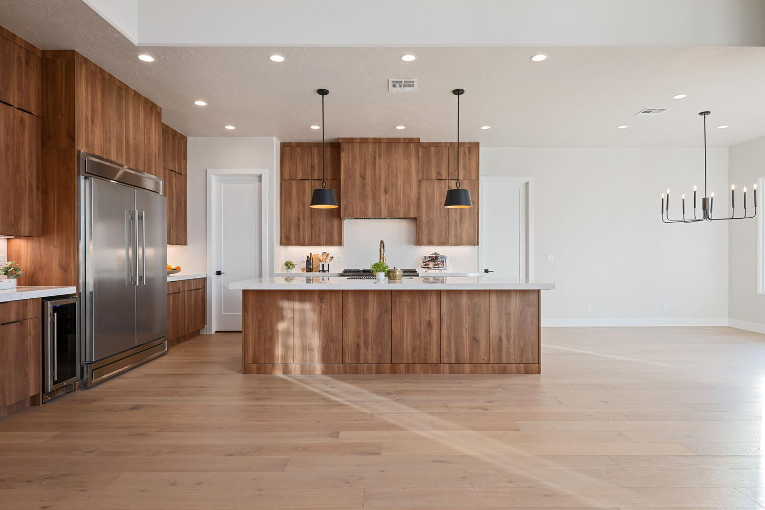 LAKESIDE STUCKI FARMS - Residential