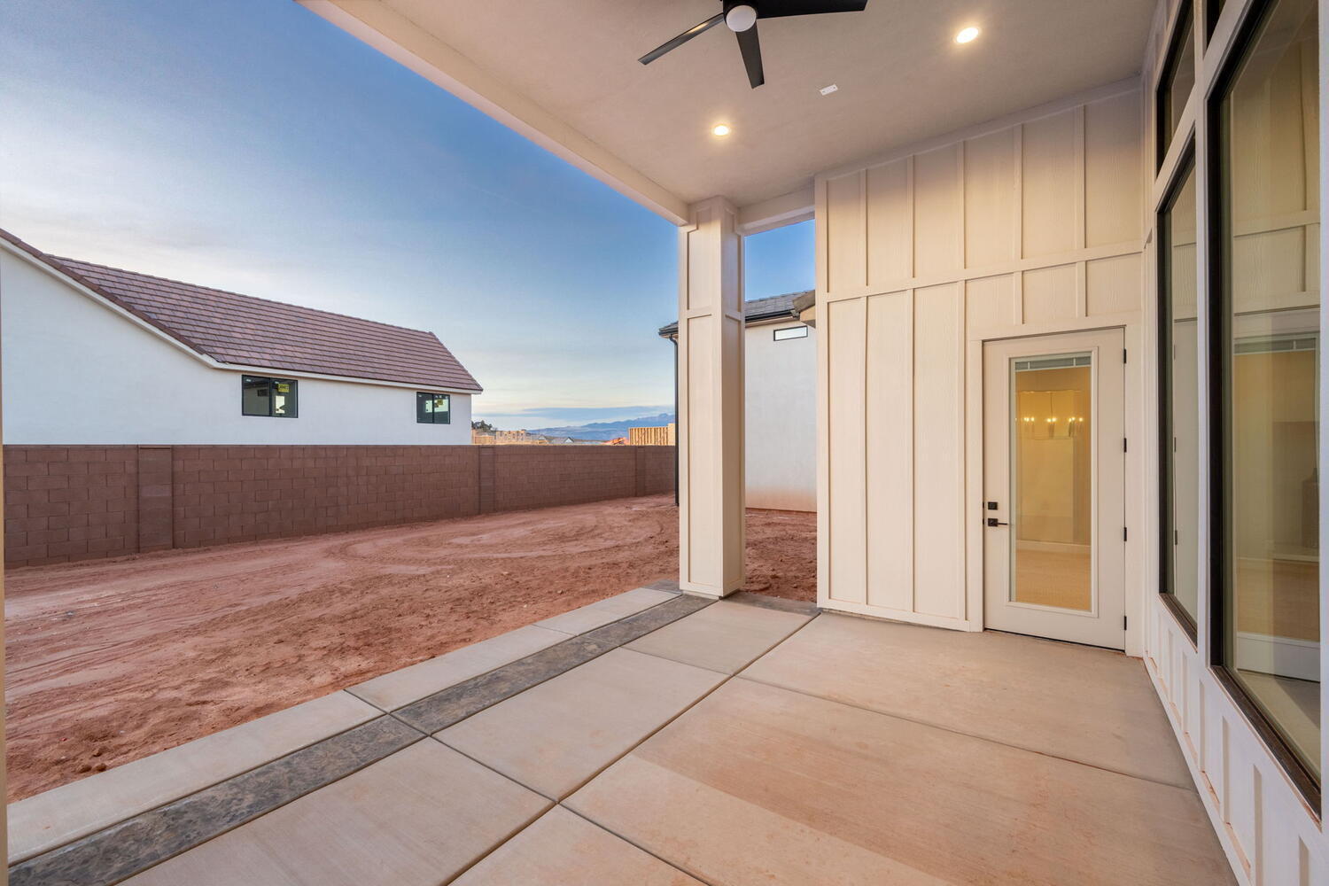 LAKESIDE STUCKI FARMS - Residential