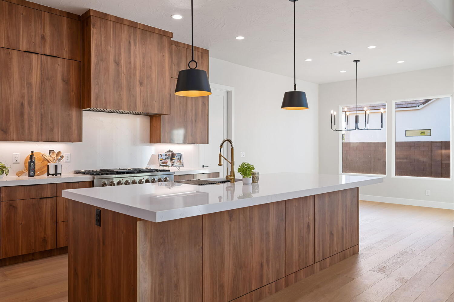 LAKESIDE STUCKI FARMS - Residential