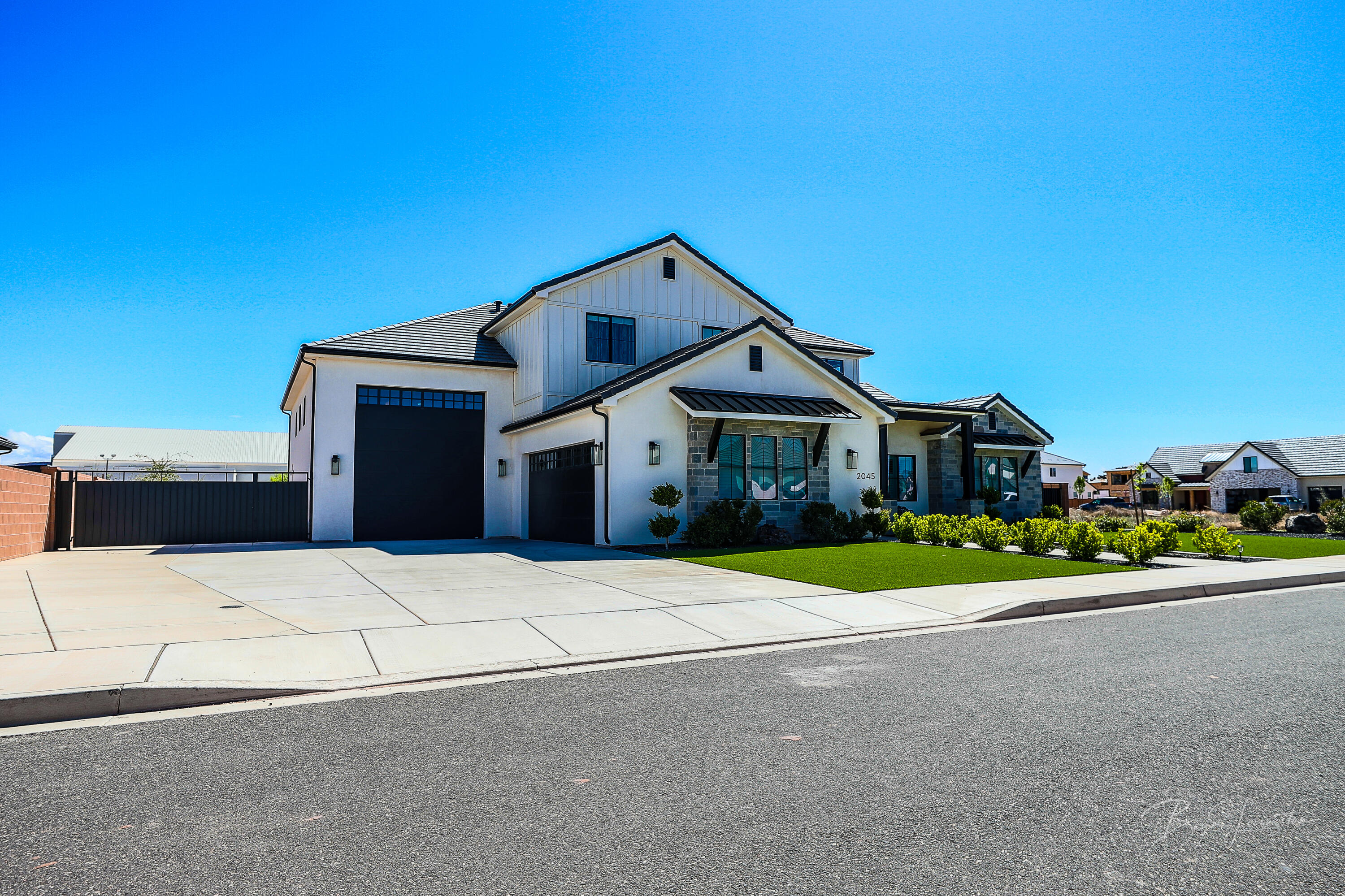 CRIMSON VISTAS - Residential