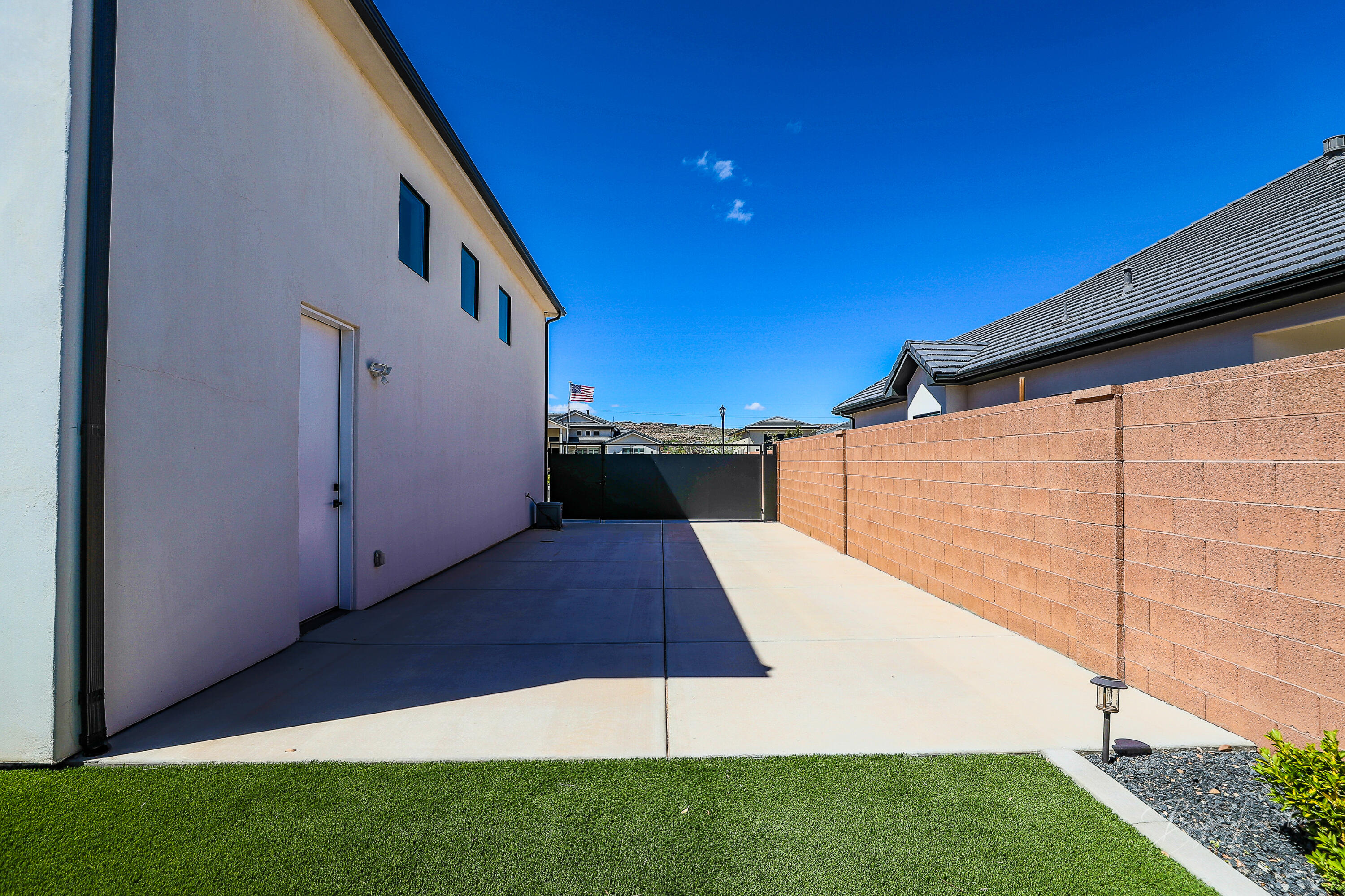 CRIMSON VISTAS - Residential