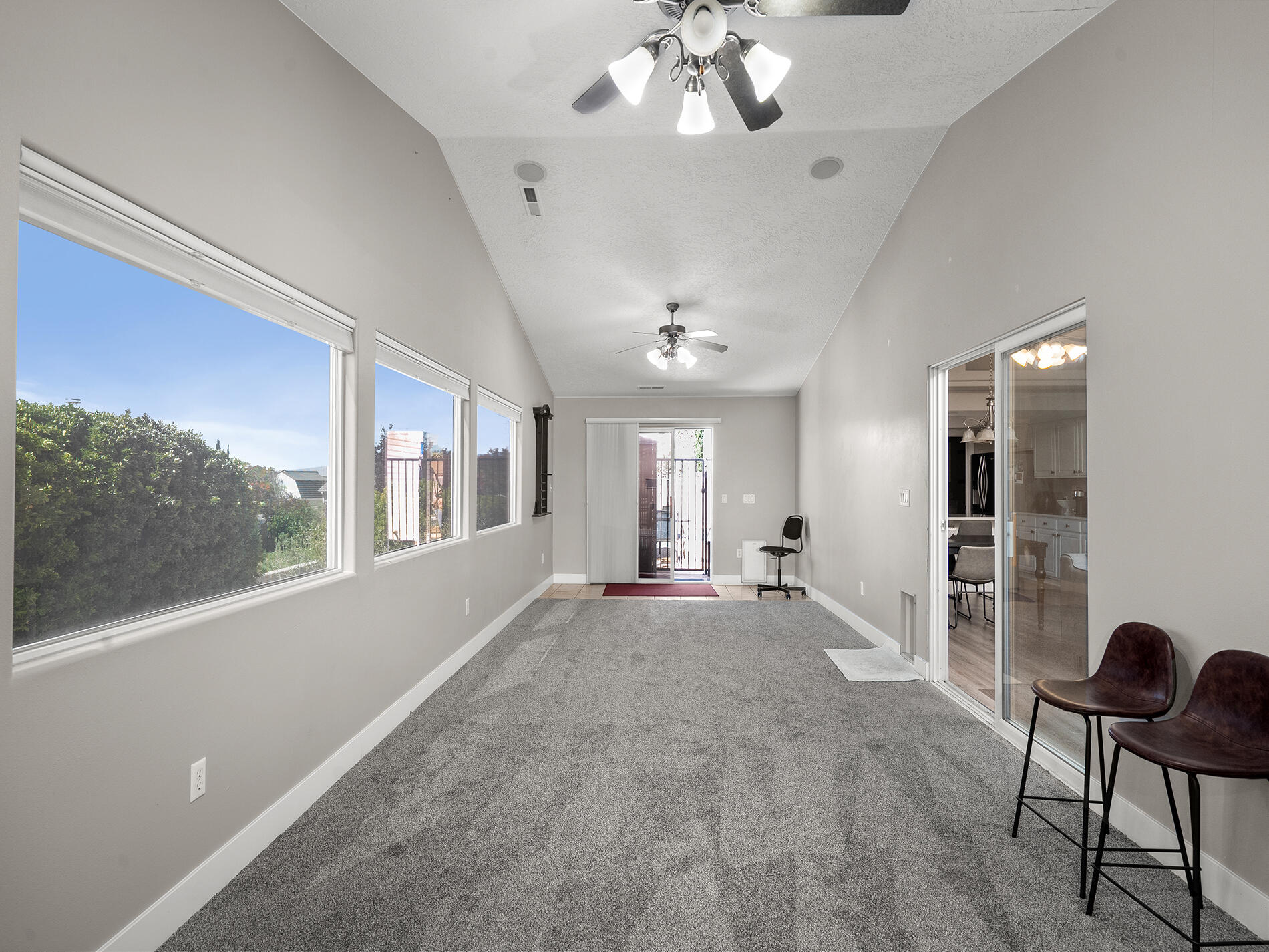 SPRING HILL ESTATES - Residential