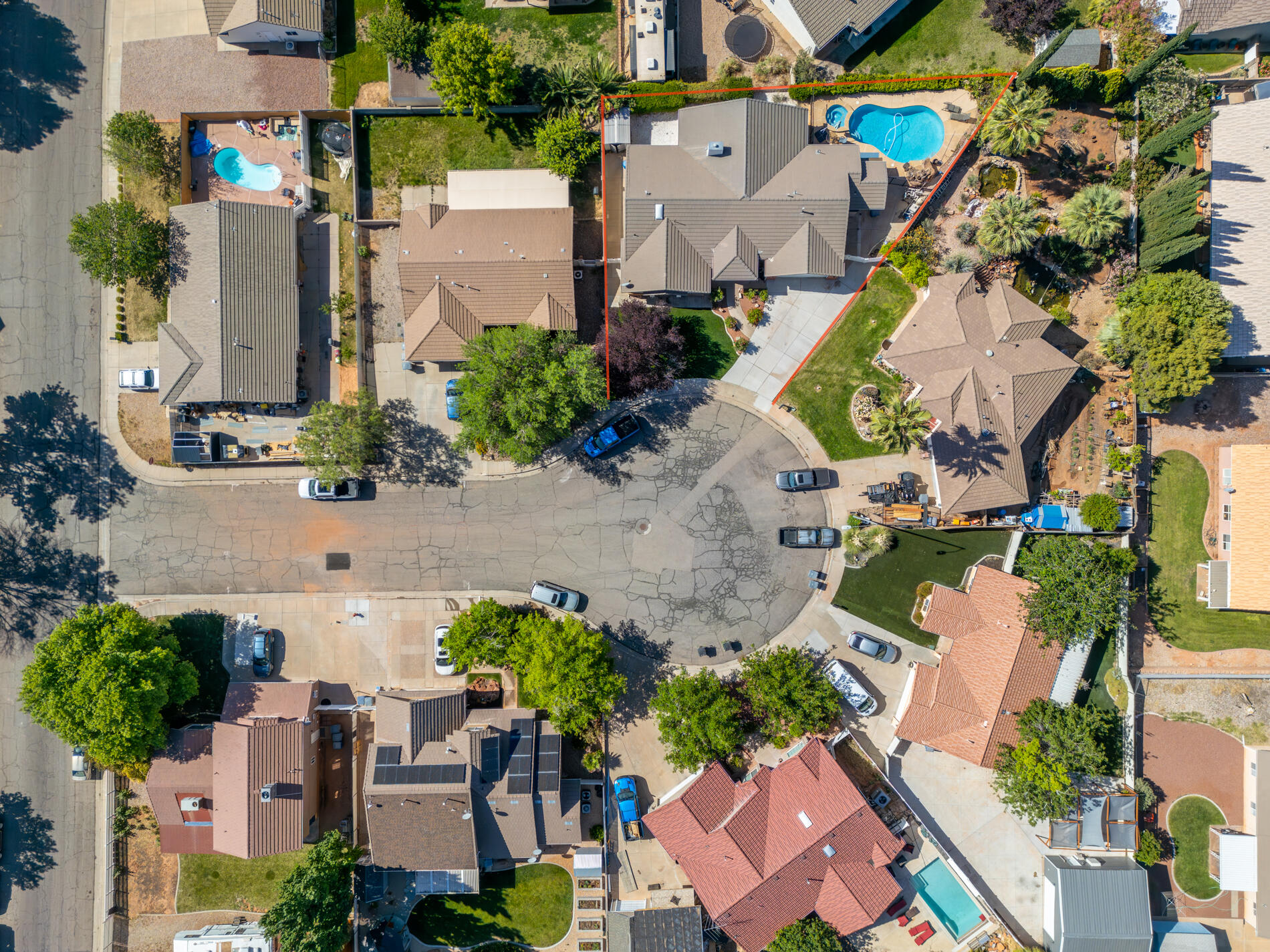 SPRING HILL ESTATES - Residential
