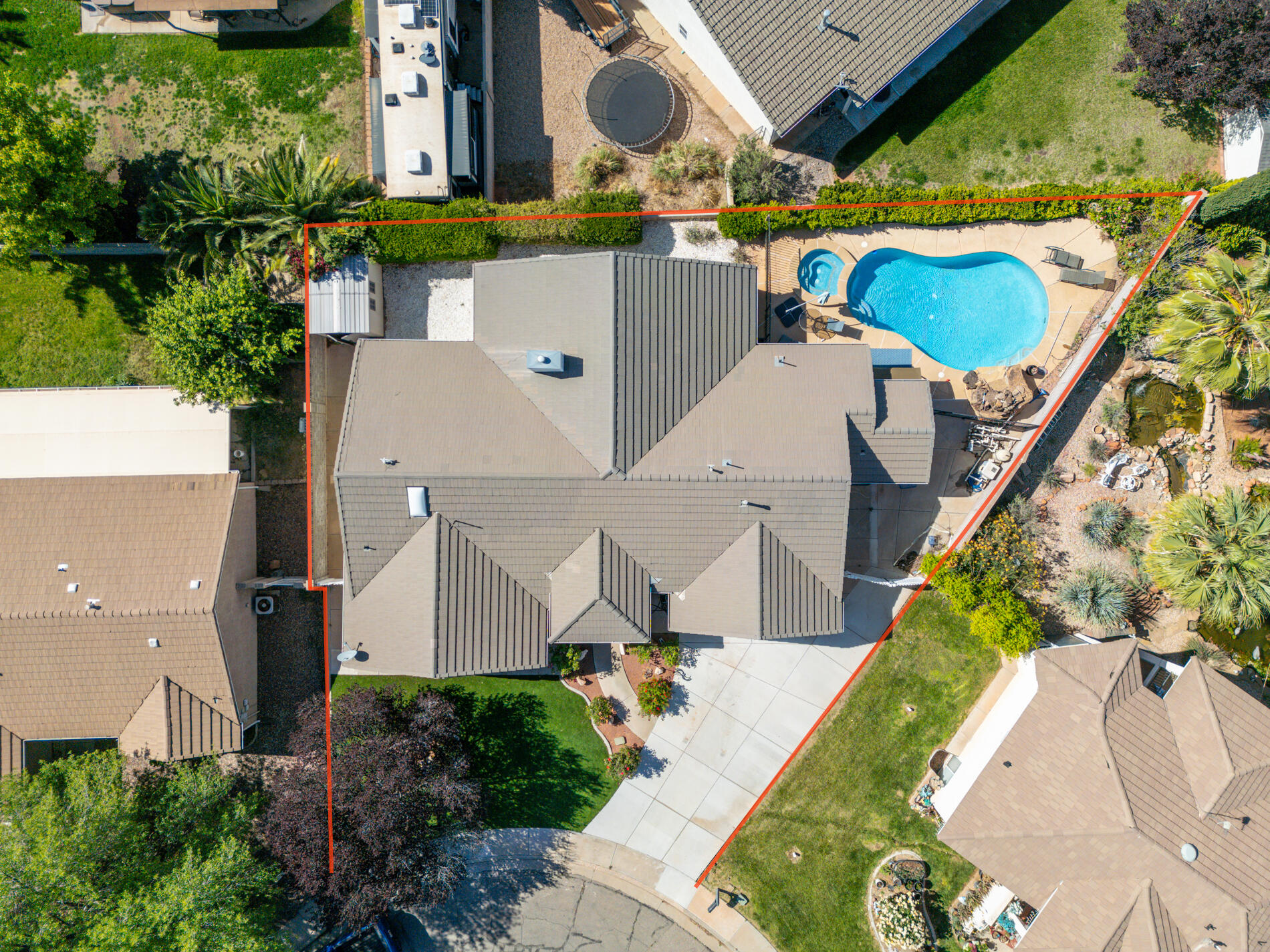 SPRING HILL ESTATES - Residential
