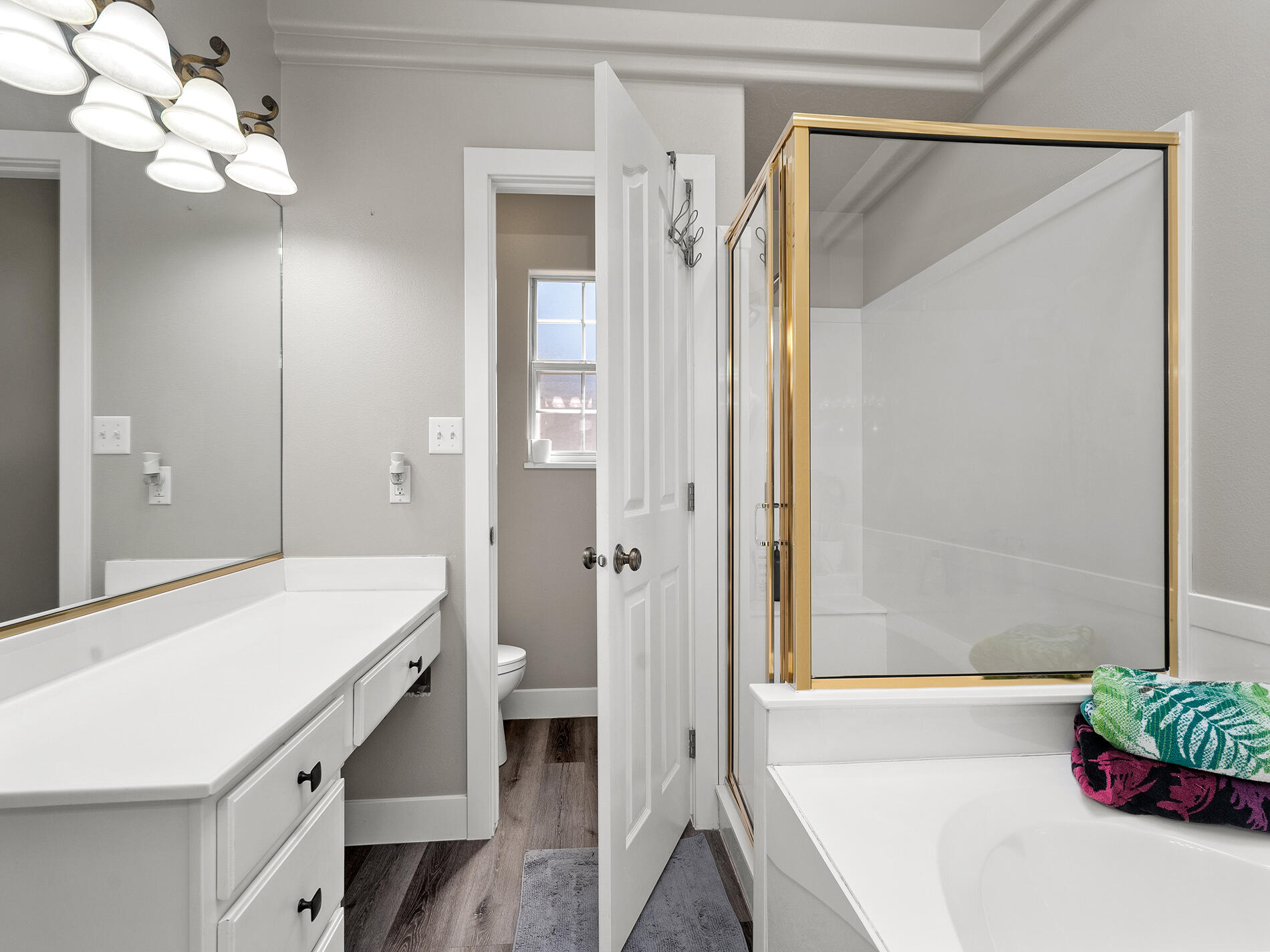 SPRING HILL ESTATES - Residential