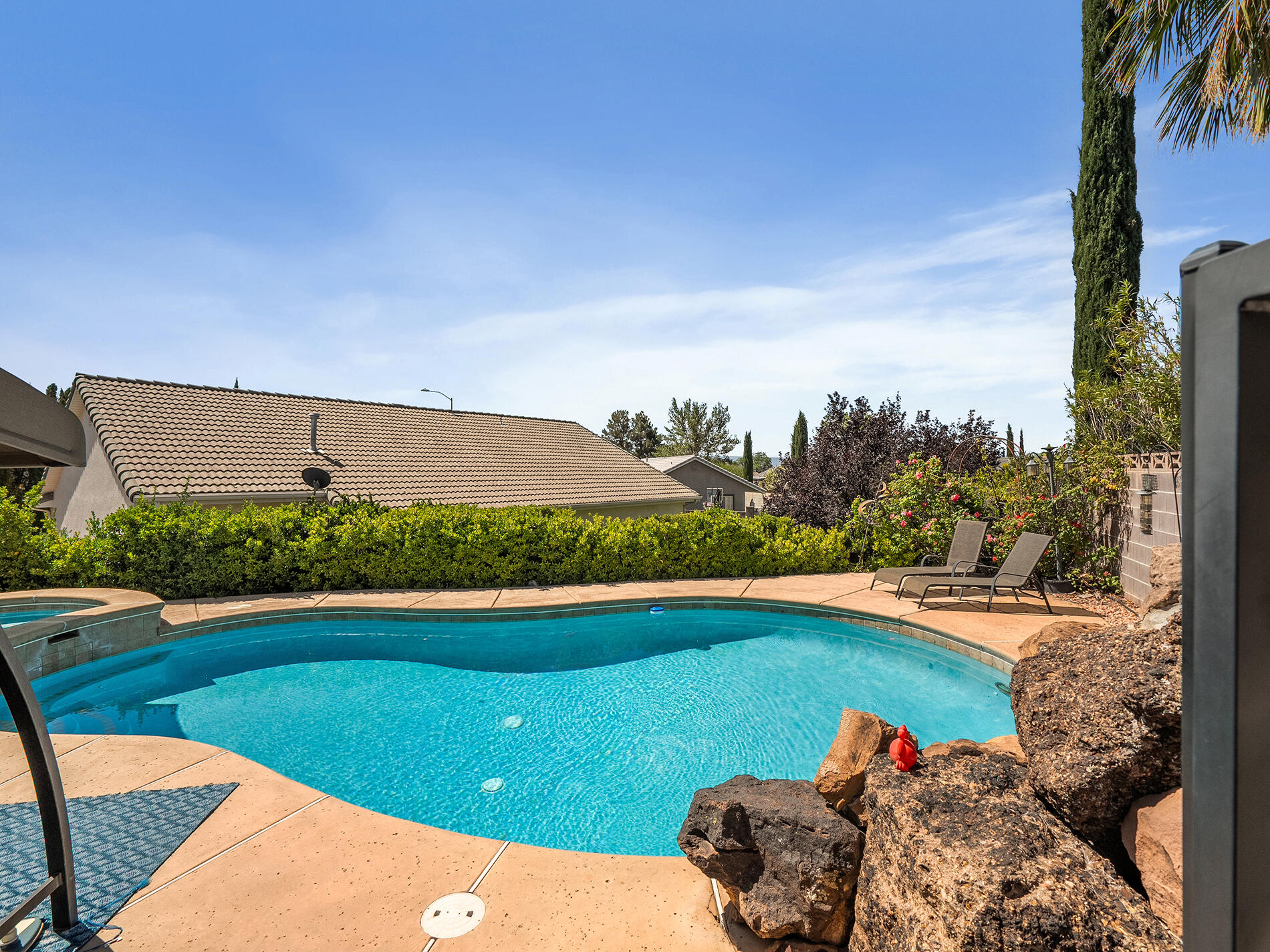 SPRING HILL ESTATES - Residential