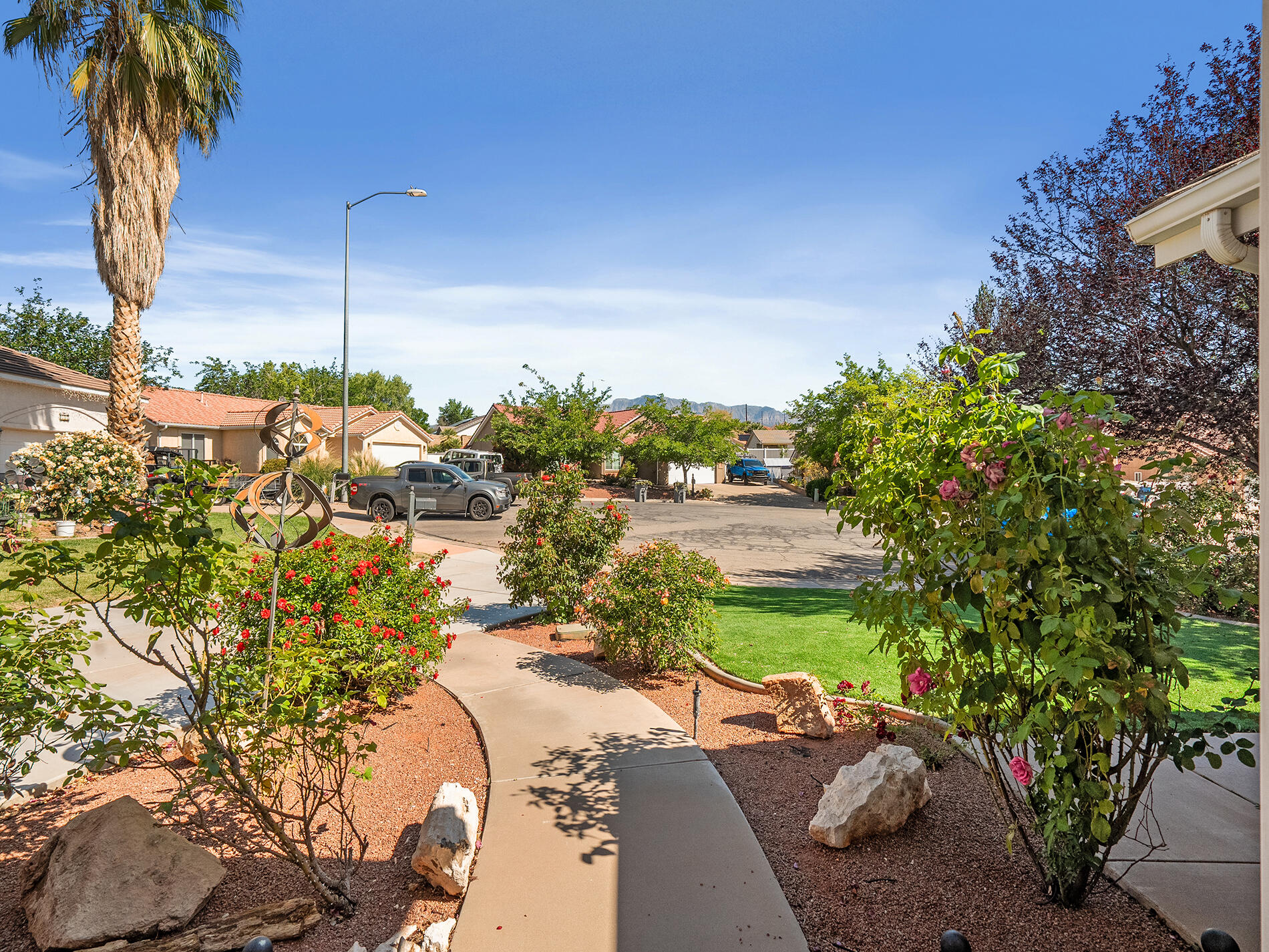SPRING HILL ESTATES - Residential