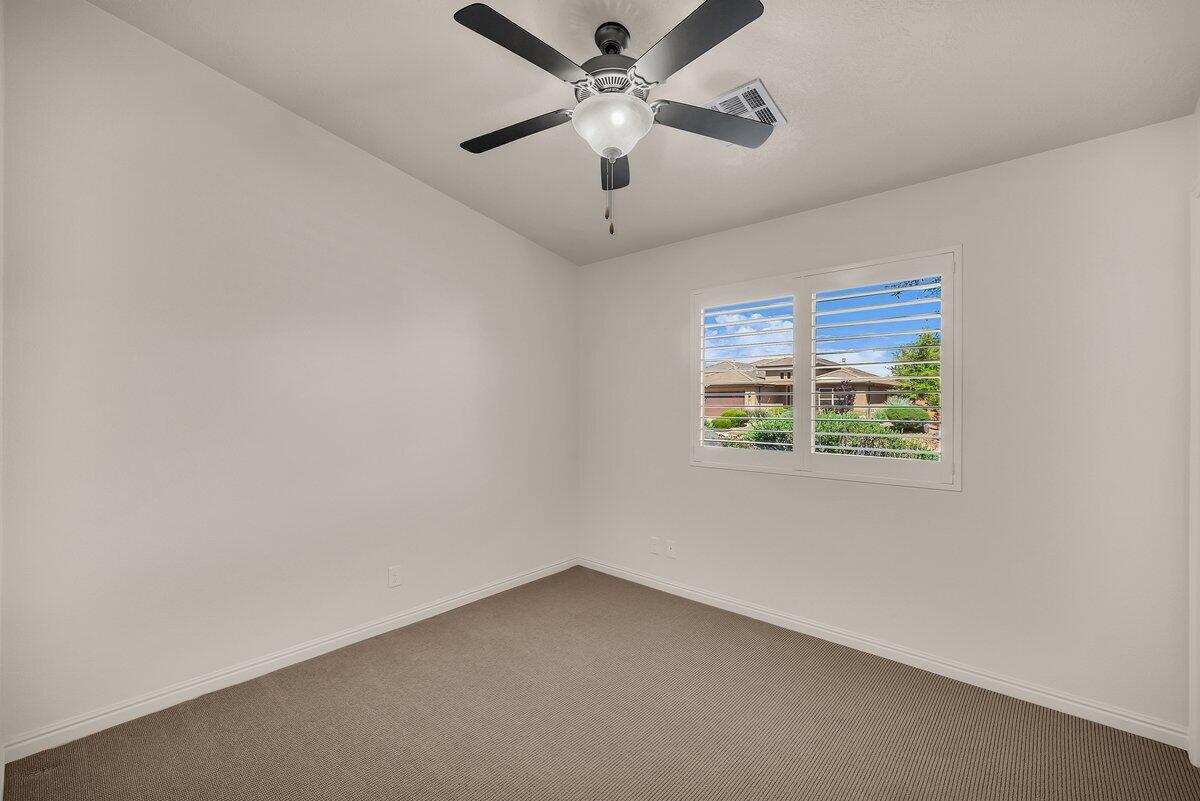 SUN CREST WEST - Residential
