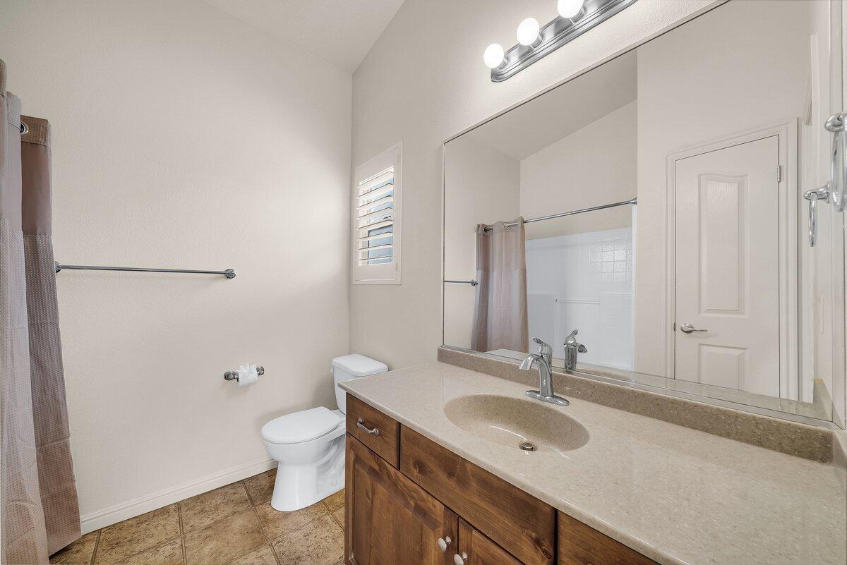 SUN CREST WEST - Residential