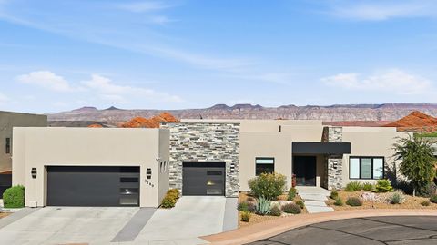 Photo of 3289 S DRIFTING DUNES LN, Hurricane, UT 84737 (MLS # 26-273170)