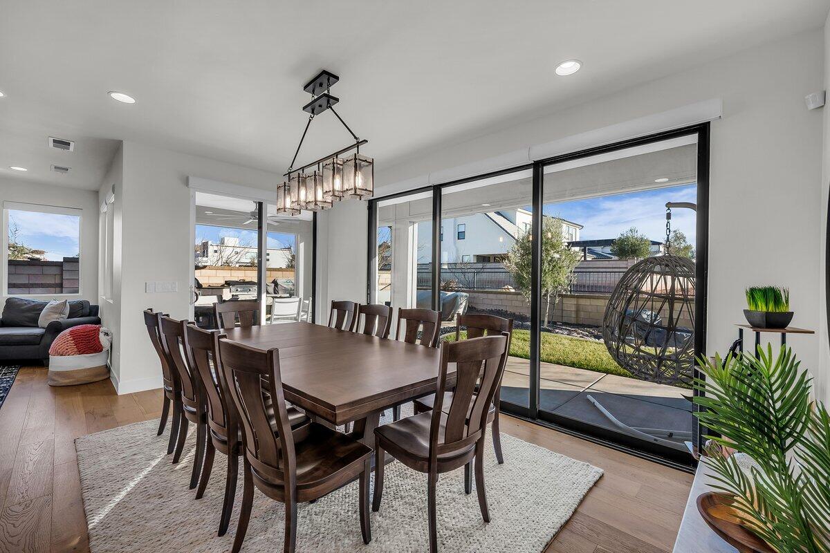 AUBURN HILLS - Residential