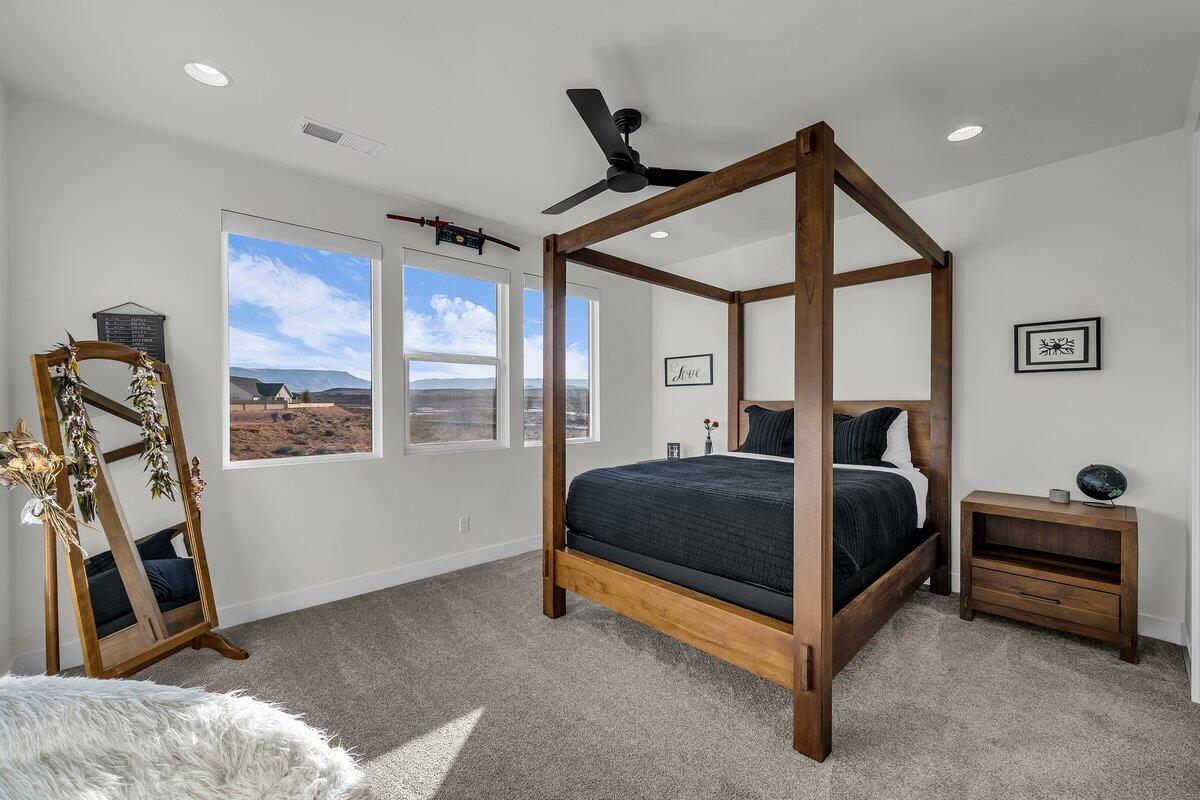 AUBURN HILLS - Residential