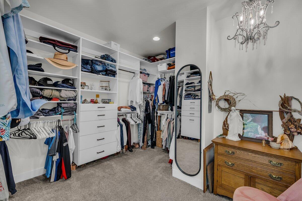 AUBURN HILLS - Residential