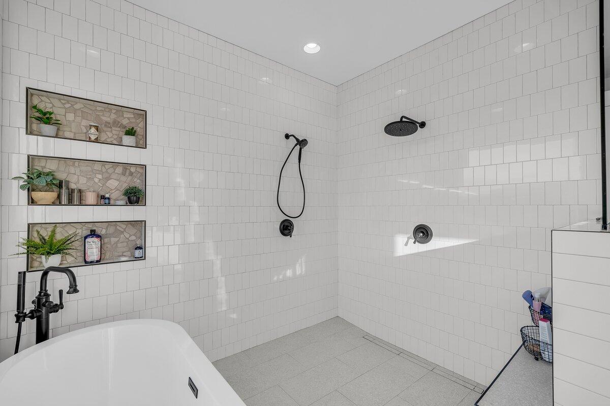 AUBURN HILLS - Residential